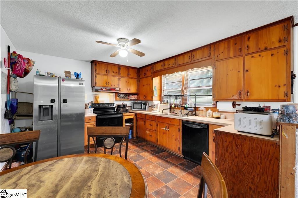 7703 Moorefield Memorial Highway Liberty, SC 29657