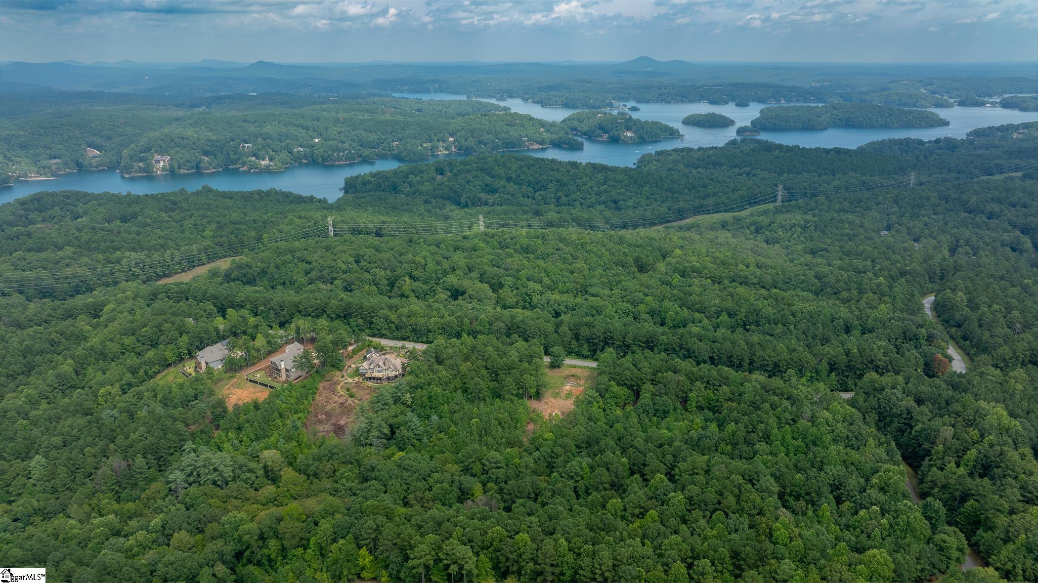 382 Cliffs South Parkway Salem, SC 29676