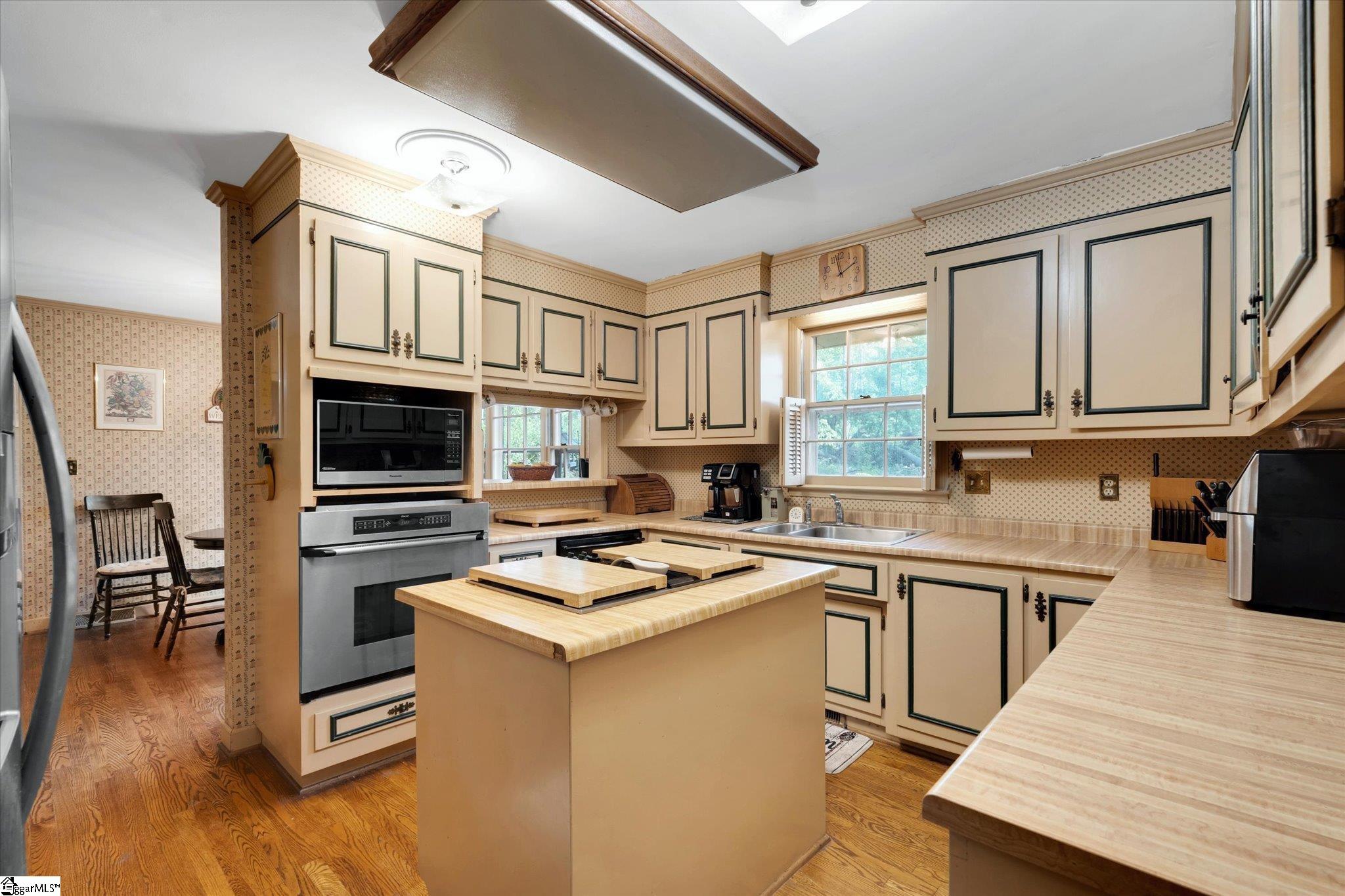 131 Shannon Lake Circle Greenville, SC 29615