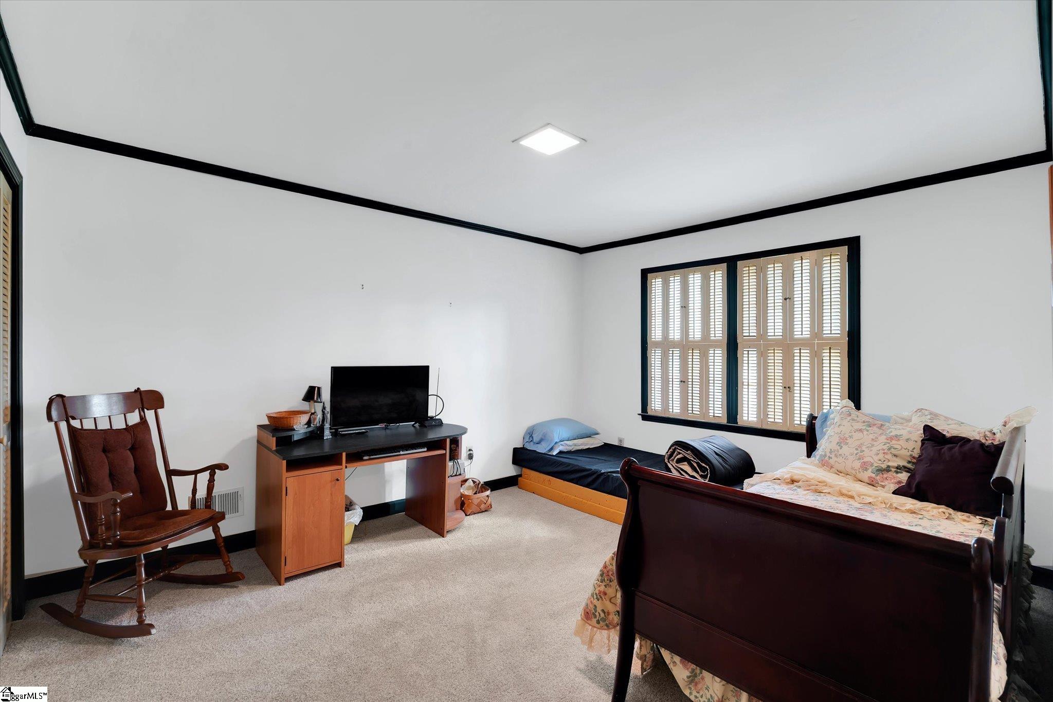 131 Shannon Lake Circle Greenville, SC 29615