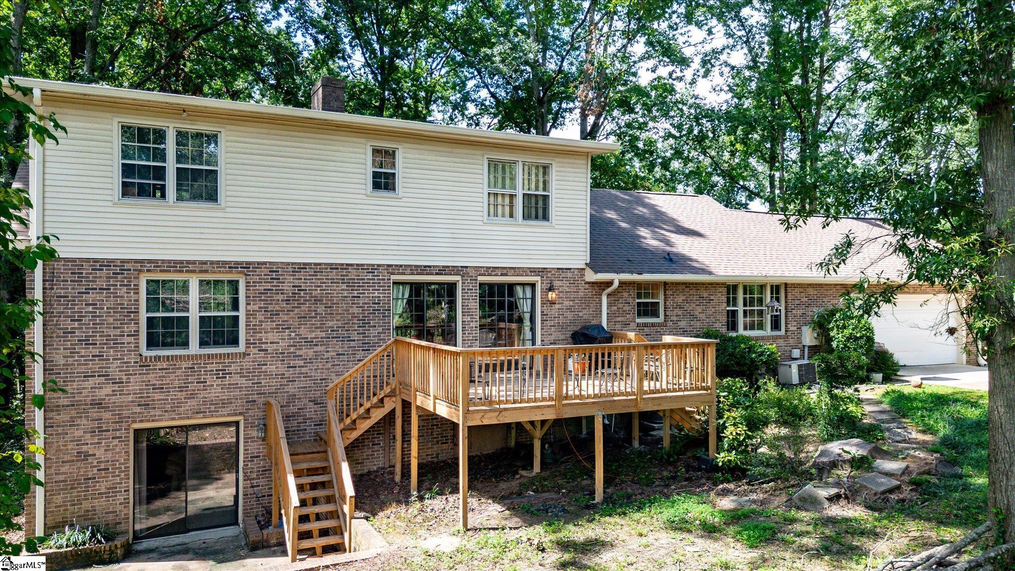 131 Shannon Lake Circle Greenville, SC 29615