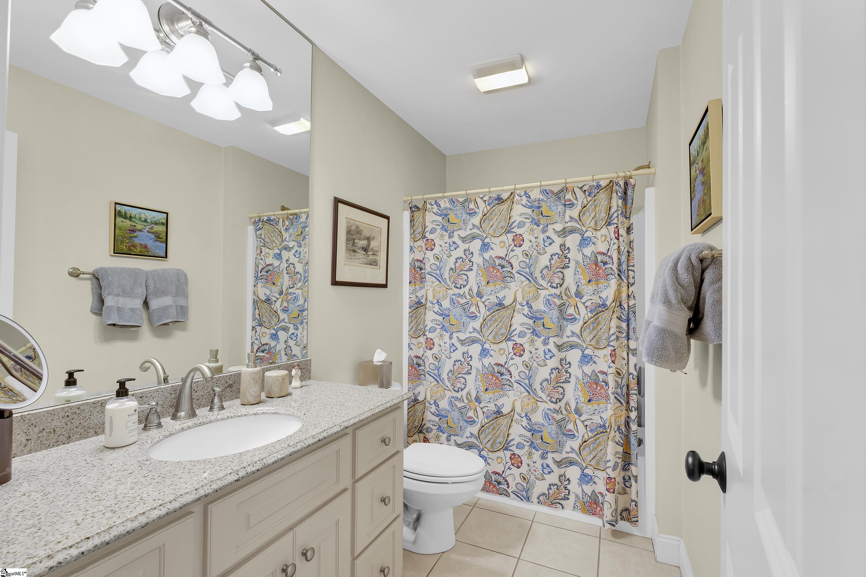 204 Hampton Avenue Greenville, SC 29601
