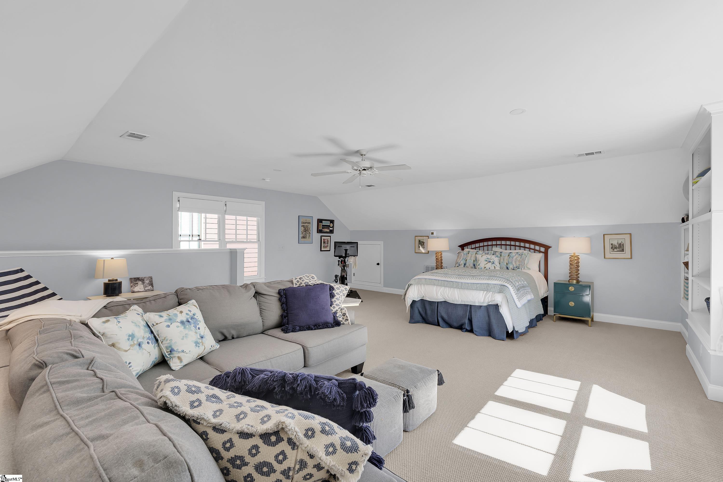 204 Hampton Avenue Greenville, SC 29601