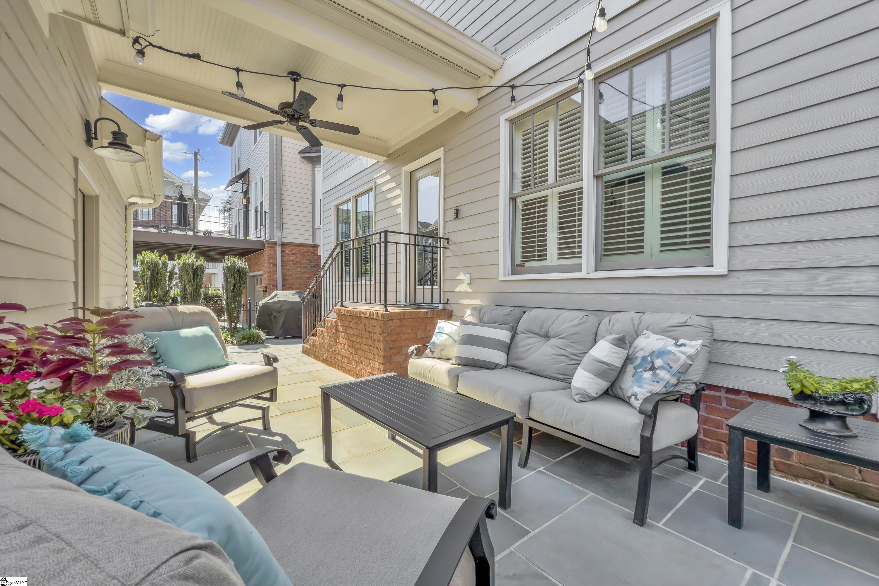 204 Hampton Avenue Greenville, SC 29601