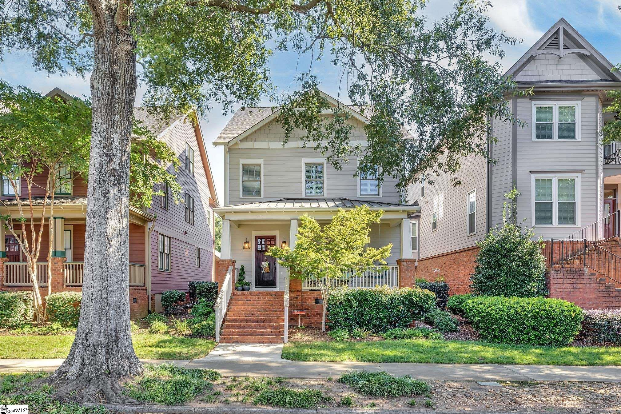 204 Hampton Avenue Greenville, SC 29601