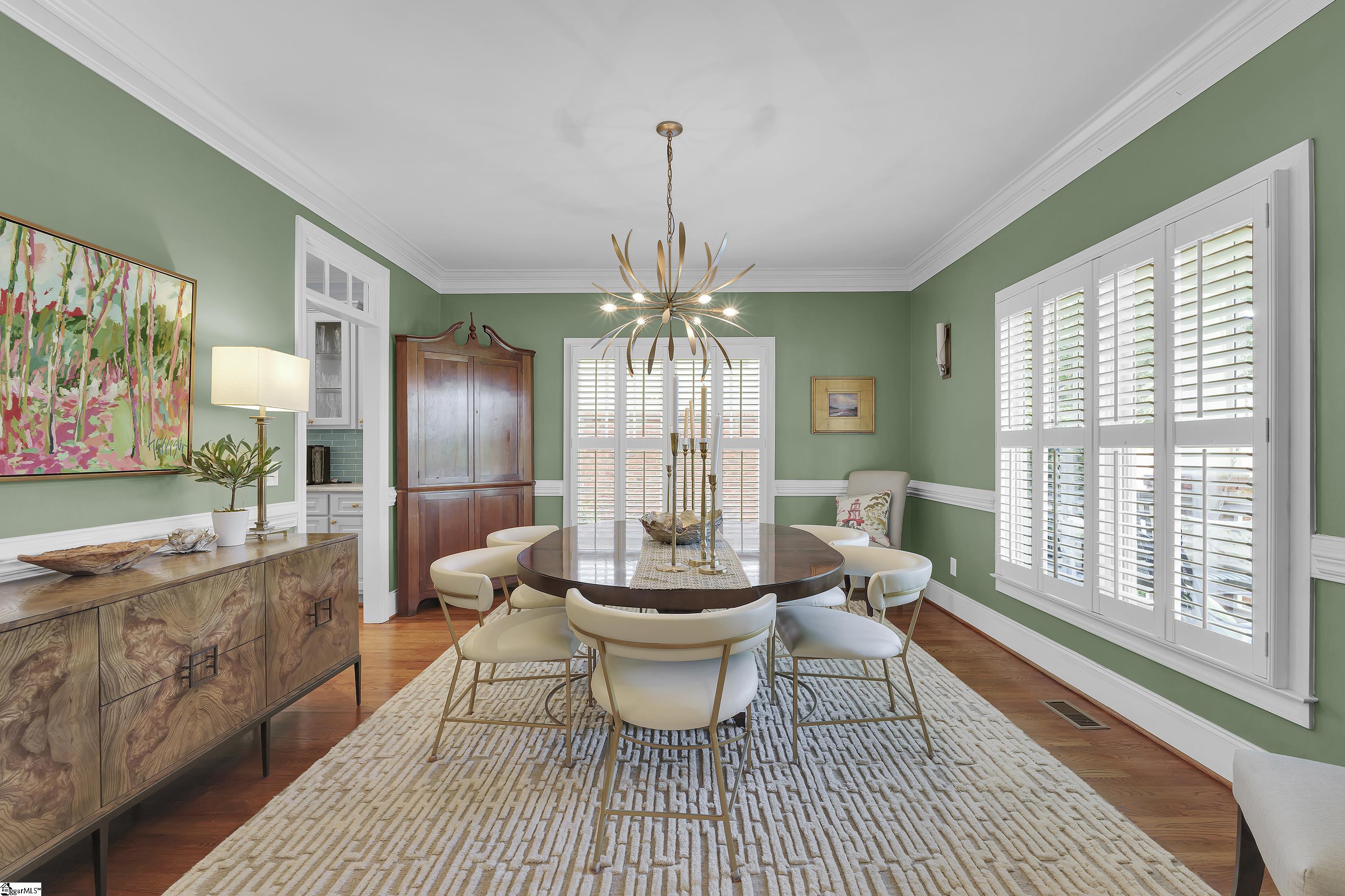 204 Hampton Avenue Greenville, SC 29601
