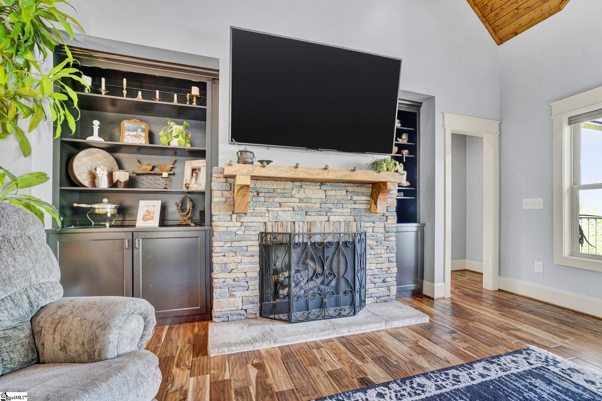 129 Eliza Lane Marietta, SC 29661
