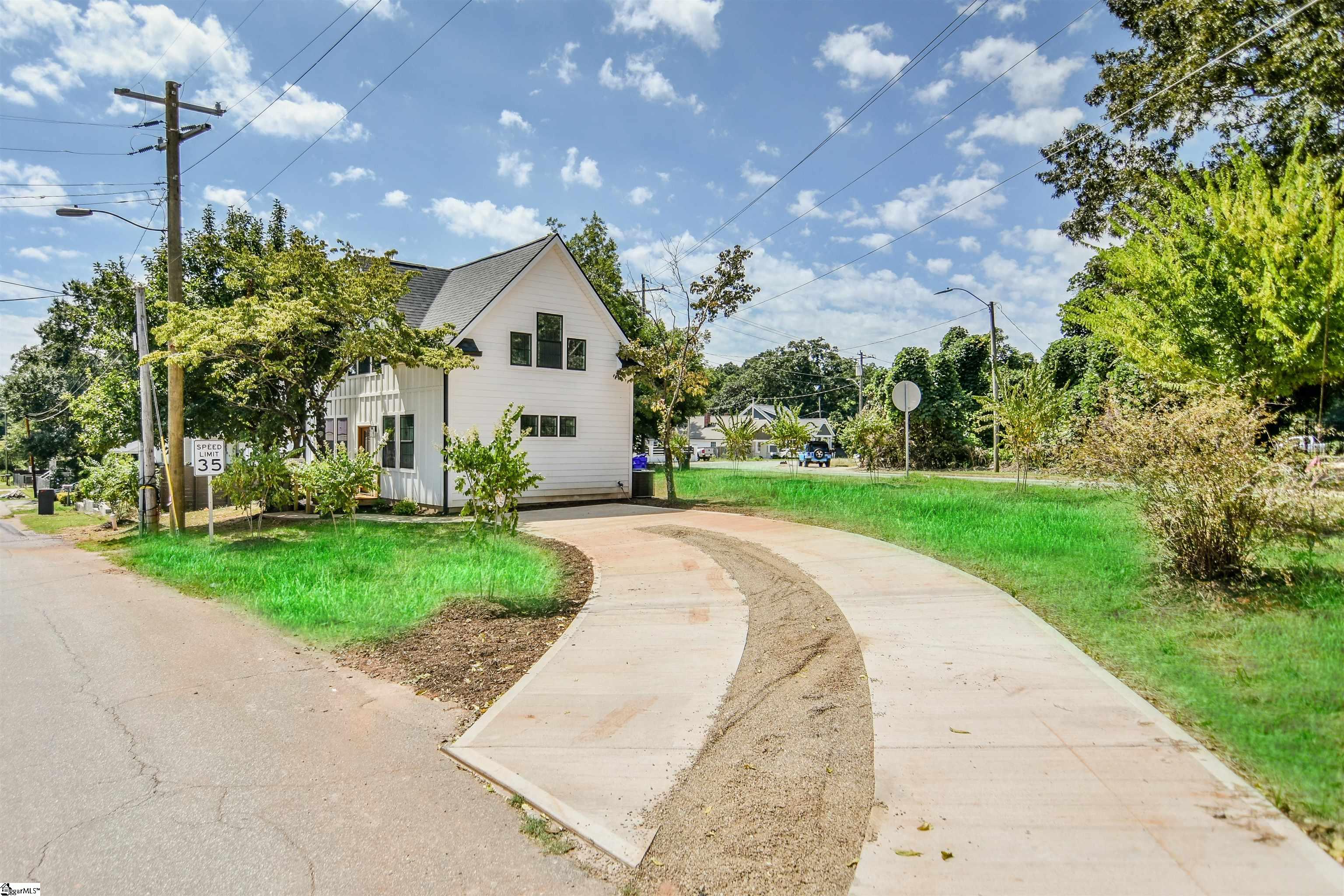 6 Guess Street Greenville, SC 29605