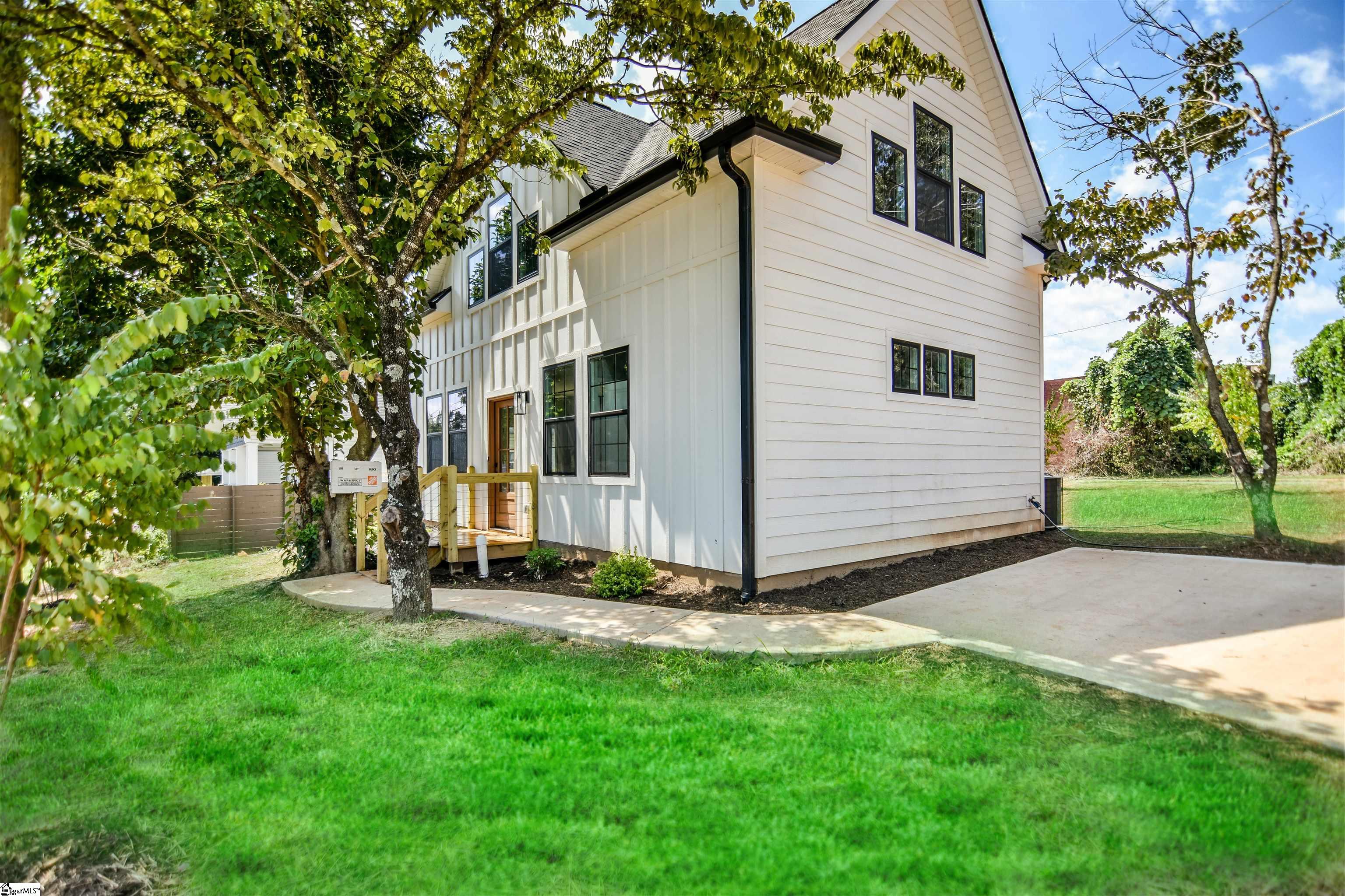 6 Guess Street Greenville, SC 29605
