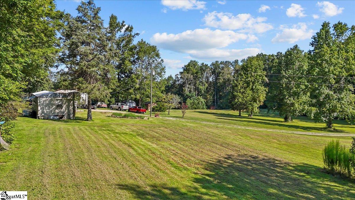 1443 Henderson Road Gray Court, SC 29645