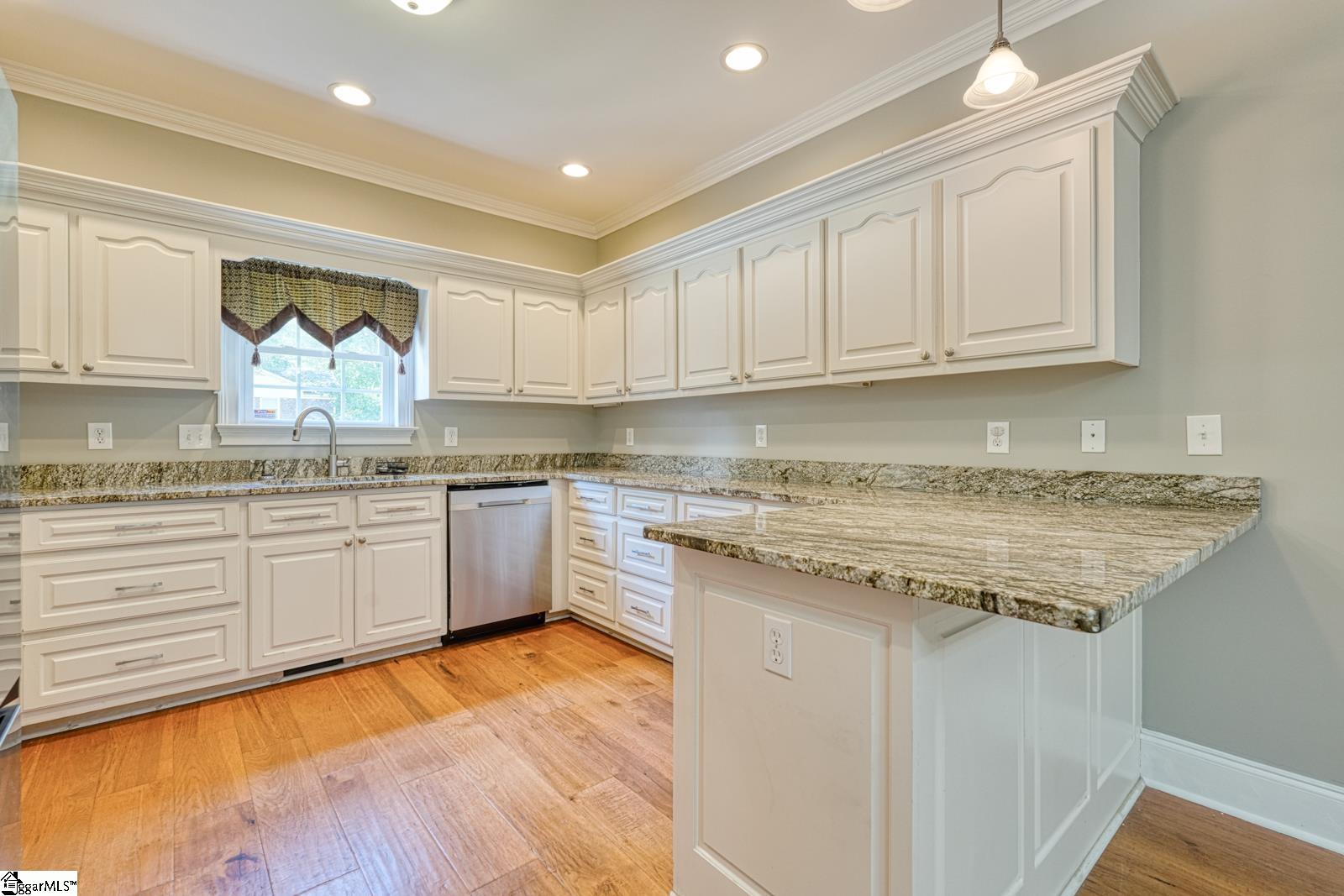 171 Fernbrook Circle Pacolet, SC 29372