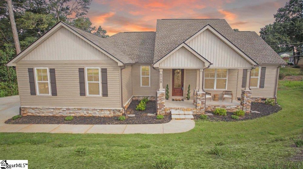 606B Parkwood Drive Anderson, SC 29625