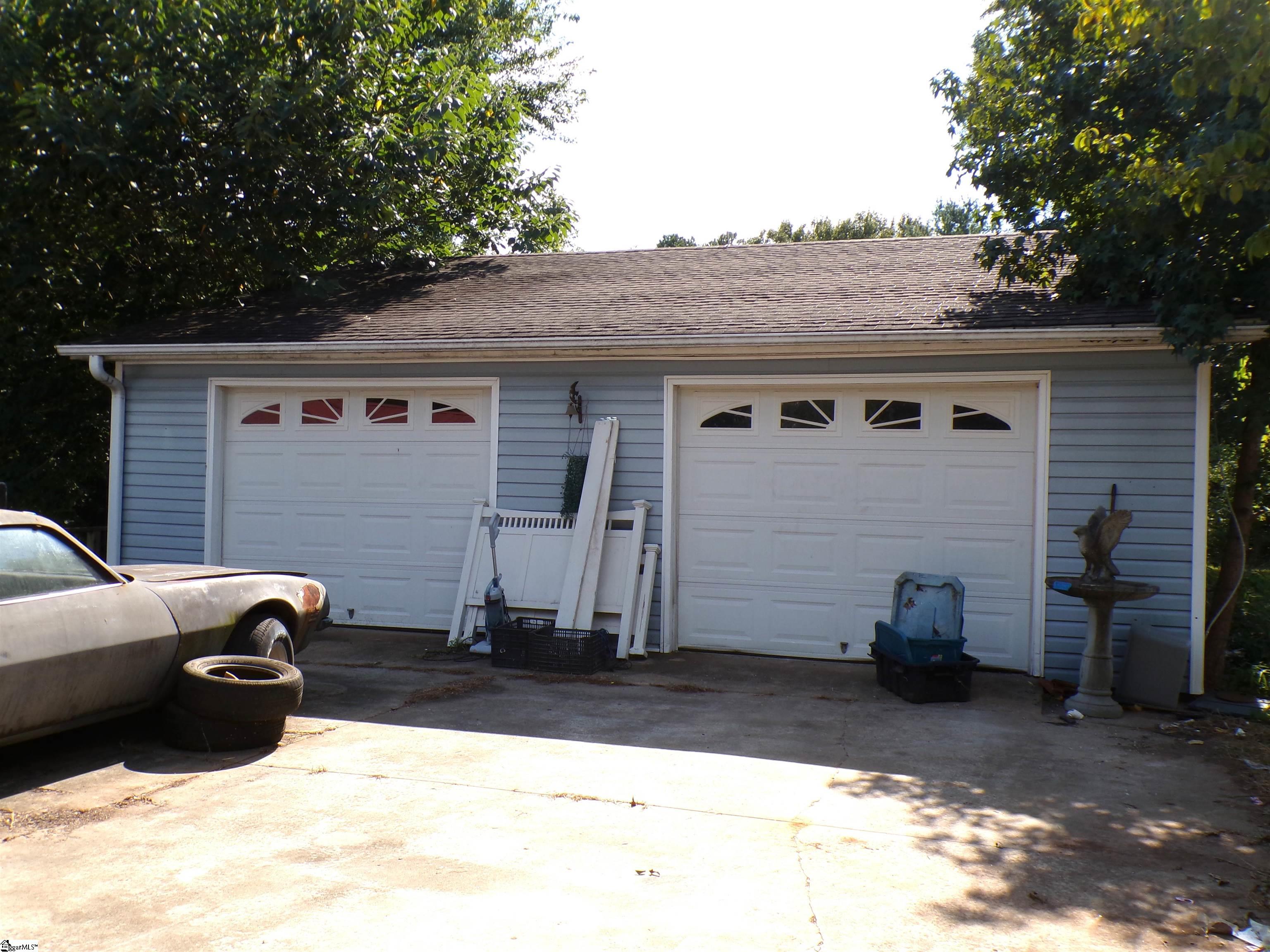 525 Island Creek Road Cowpens, SC 29330