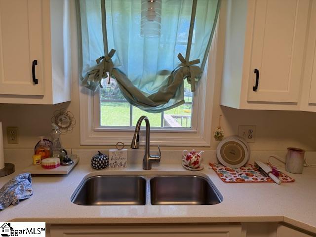 4 Diby Drive Greenville, SC 29609