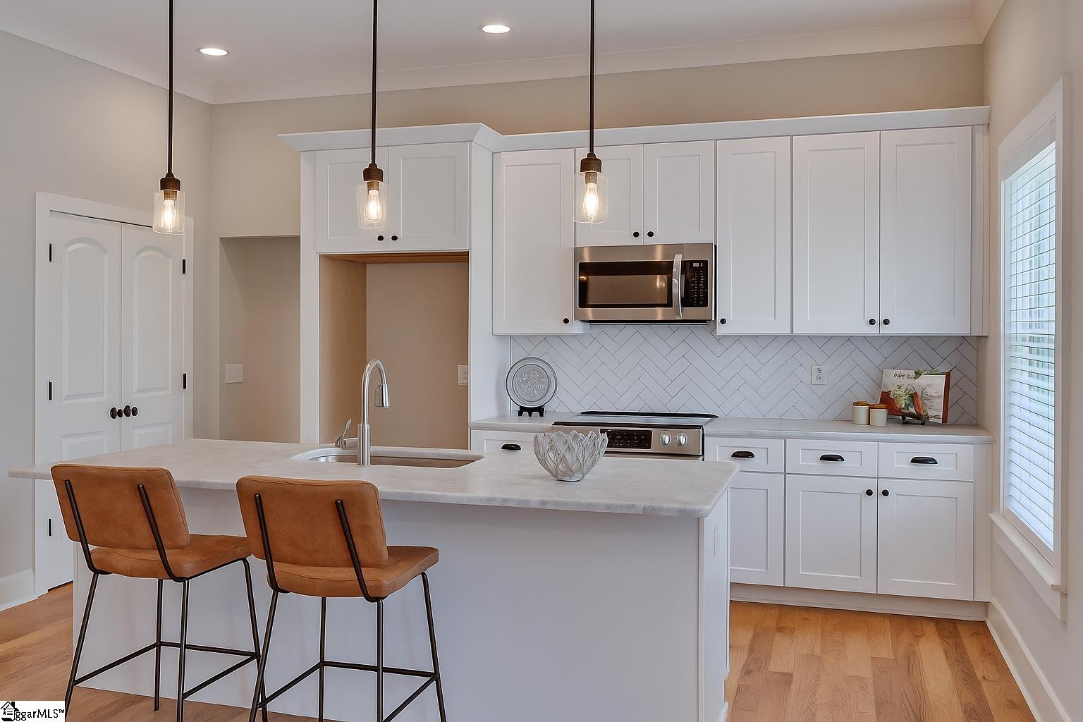825 Green Avenue Greenville, SC 29605
