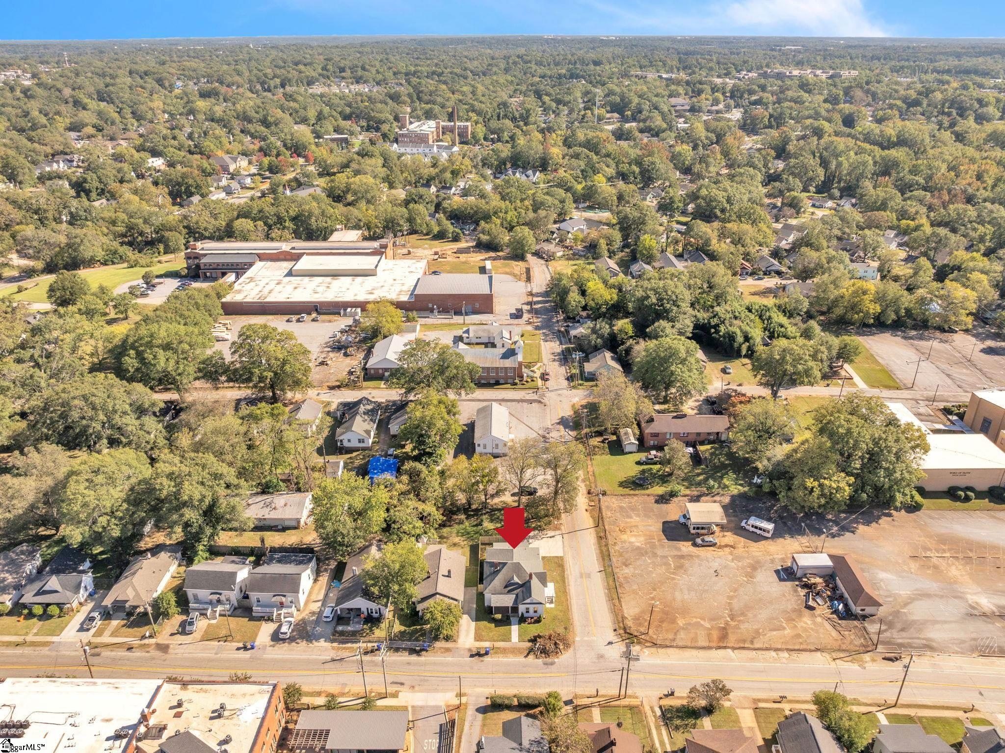 825 Green Avenue Greenville, SC 29605