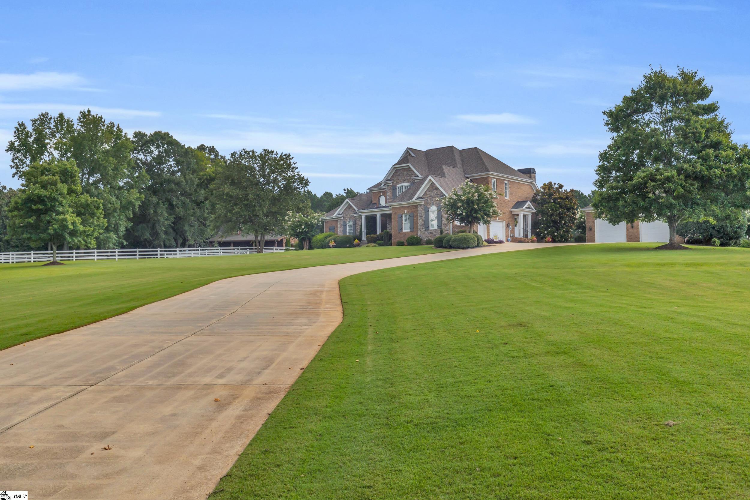 103 Ivy Trail Williamston, SC 29697