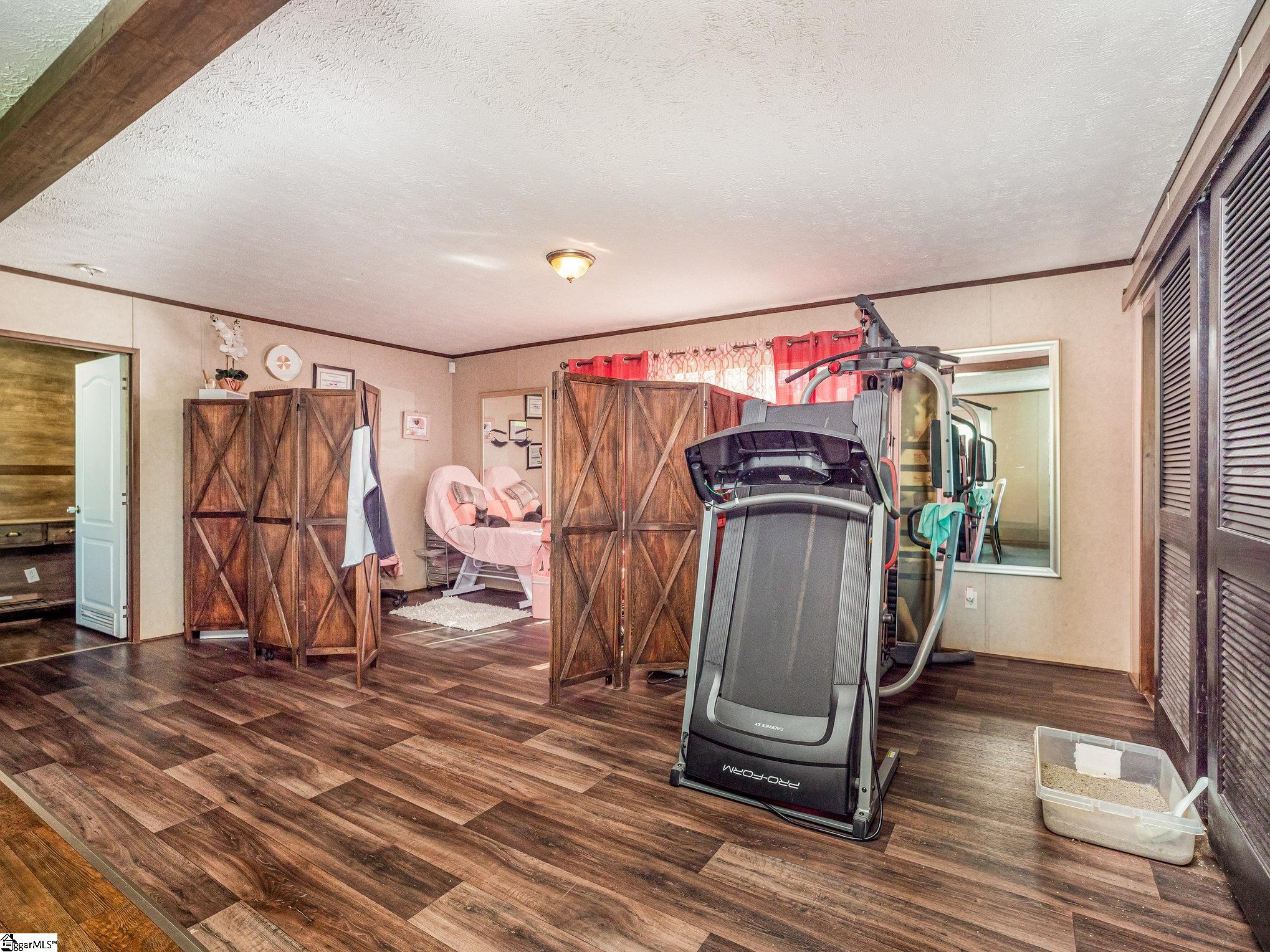 225 Cannon Ball Run Campobello, SC 29322-8049