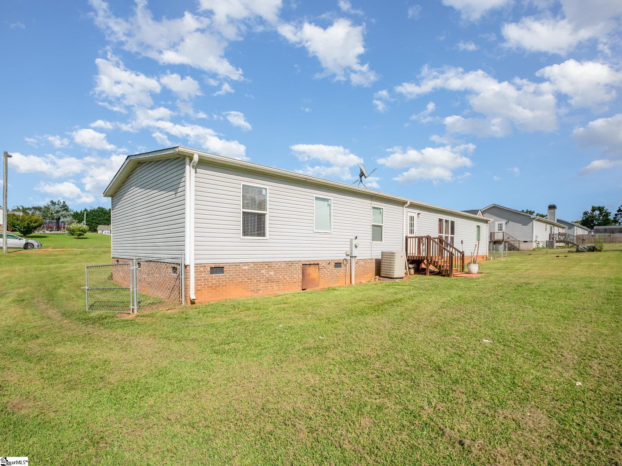 225 Cannon Ball Run Campobello, SC 29322-8049