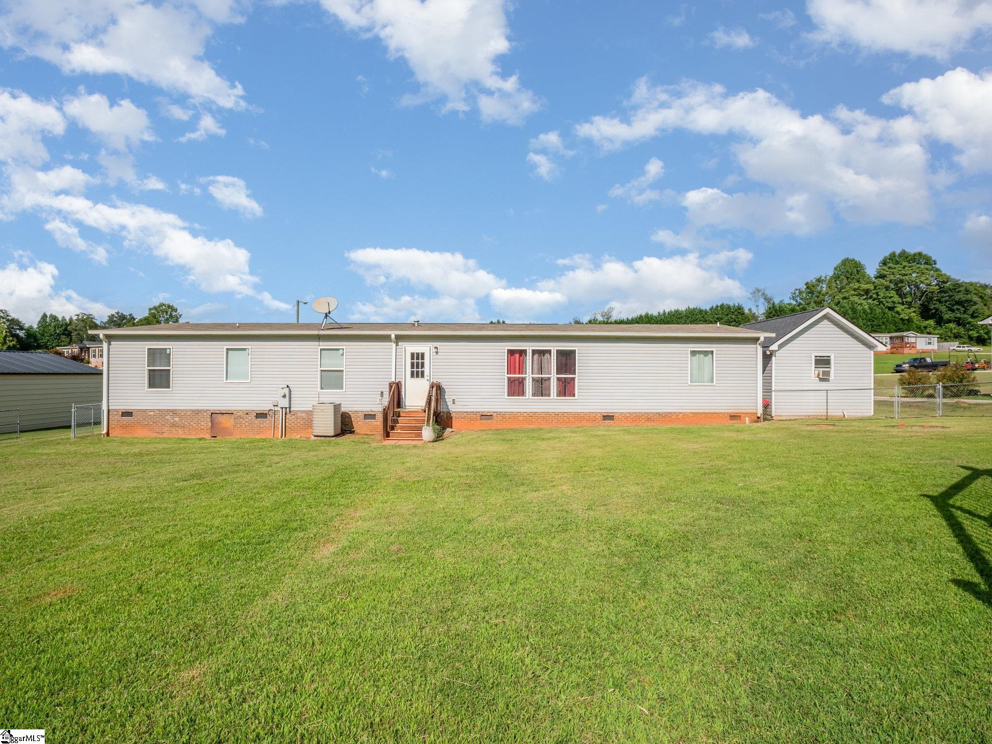 225 Cannon Ball Run Campobello, SC 29322-8049