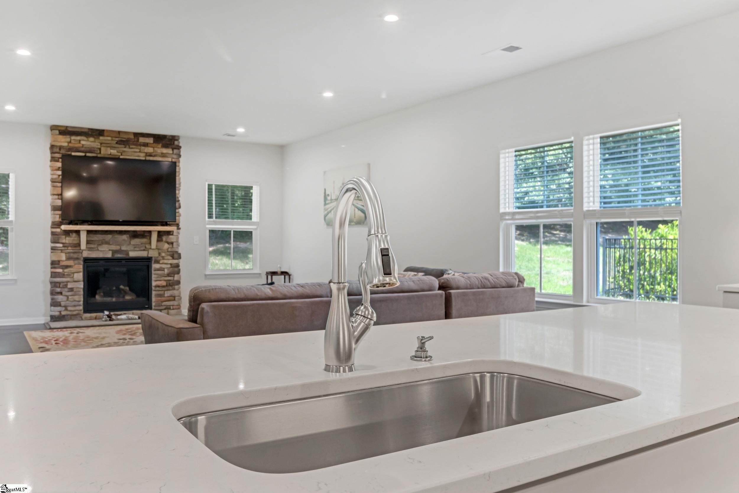 500 Briar Oaks Lane Simpsonville, SC 29681