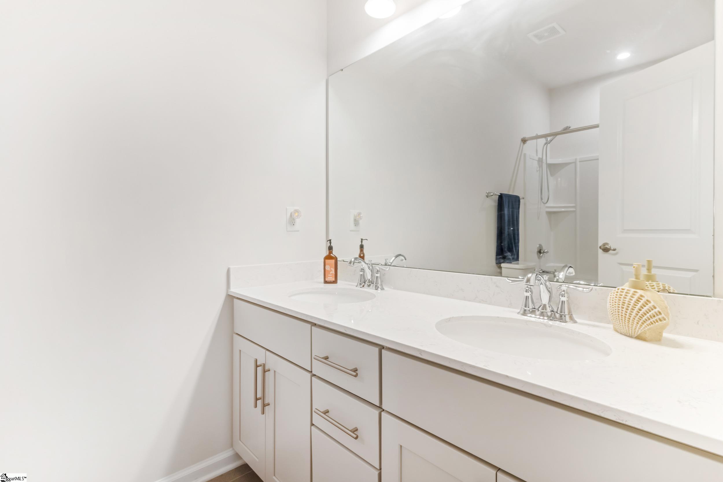 500 Briar Oaks Lane Simpsonville, SC 29681