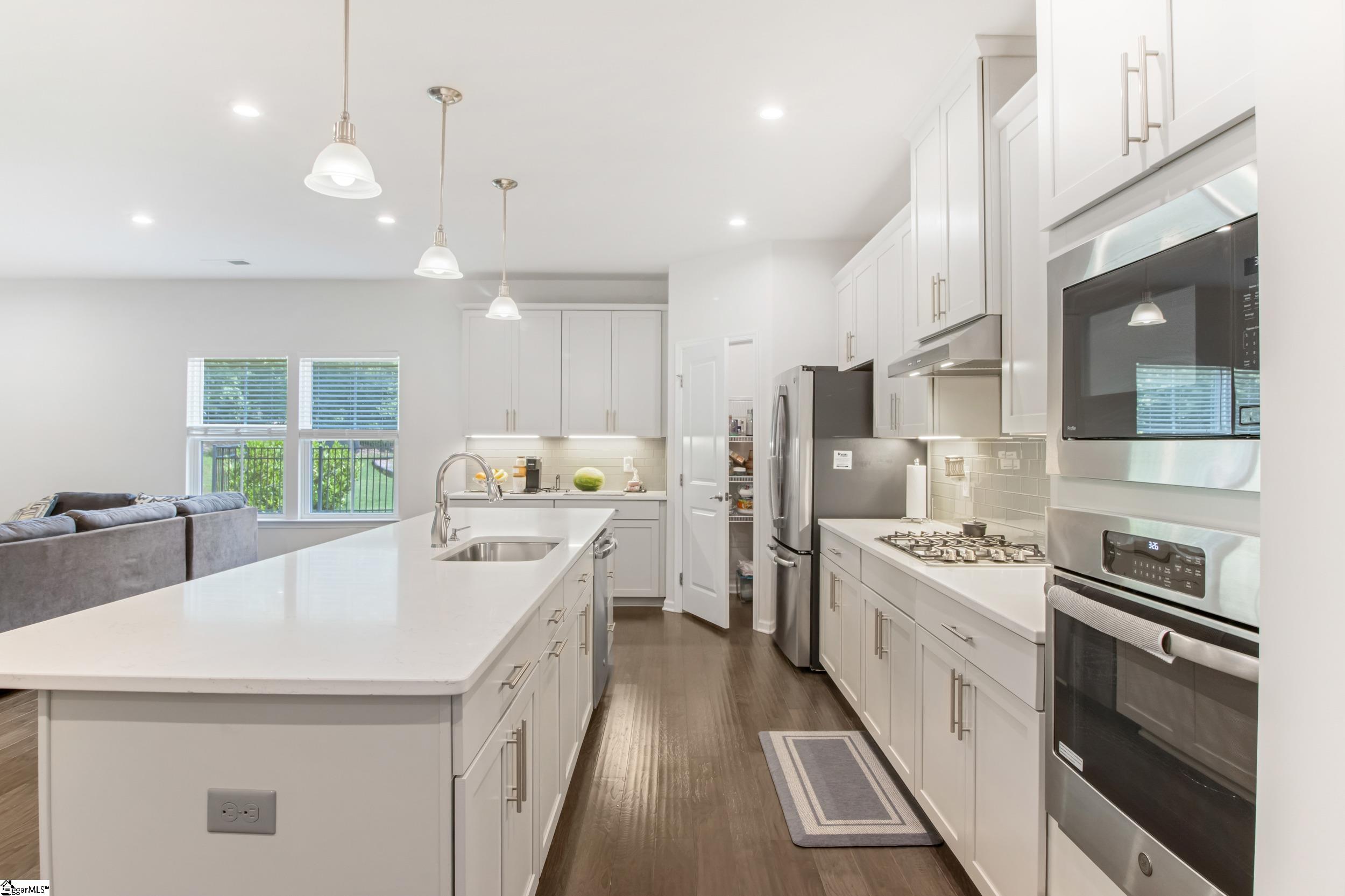 500 Briar Oaks Lane Simpsonville, SC 29681