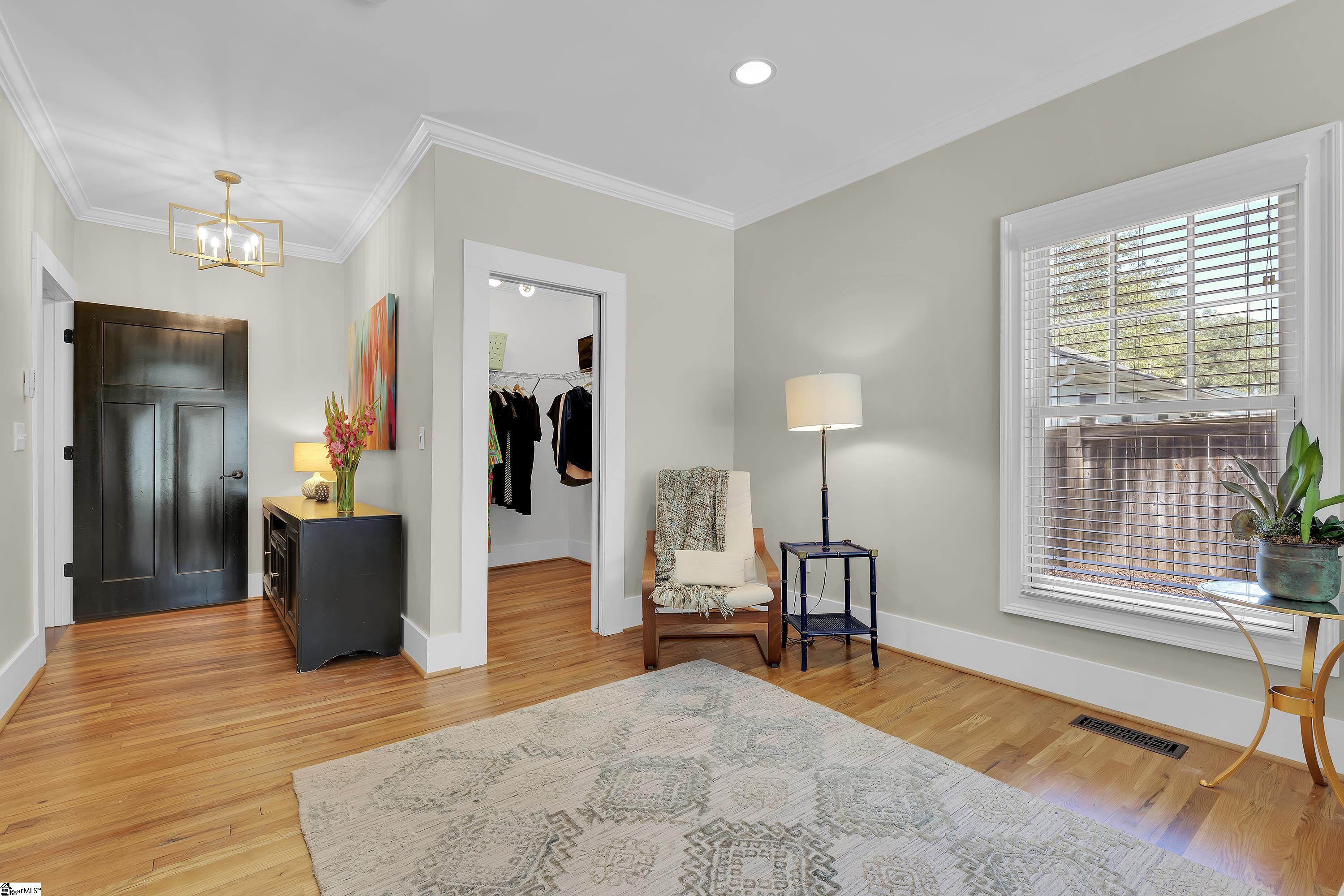 129 Phillips Lane Greenville, SC 29605