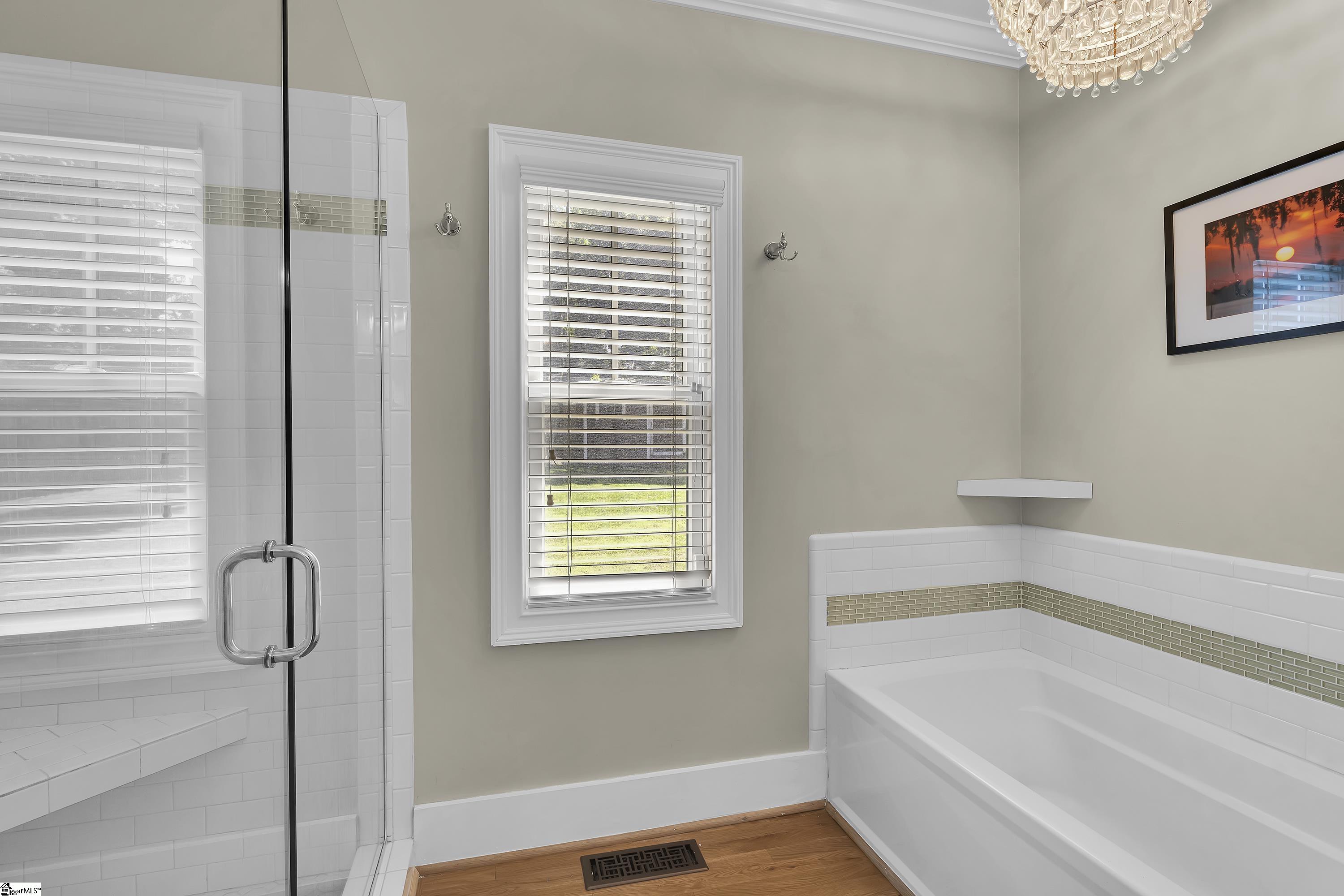 129 Phillips Lane Greenville, SC 29605