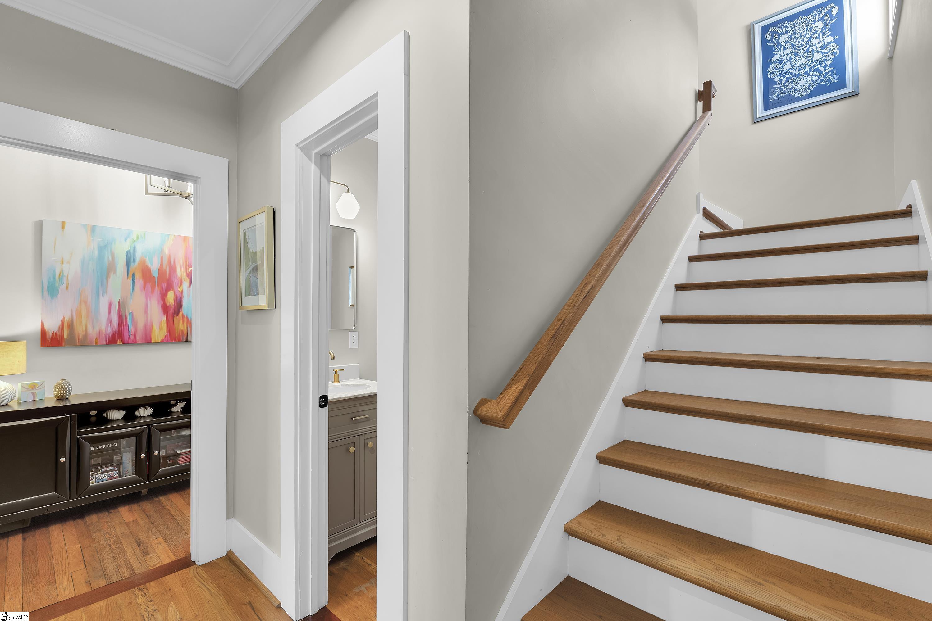 129 Phillips Lane Greenville, SC 29605