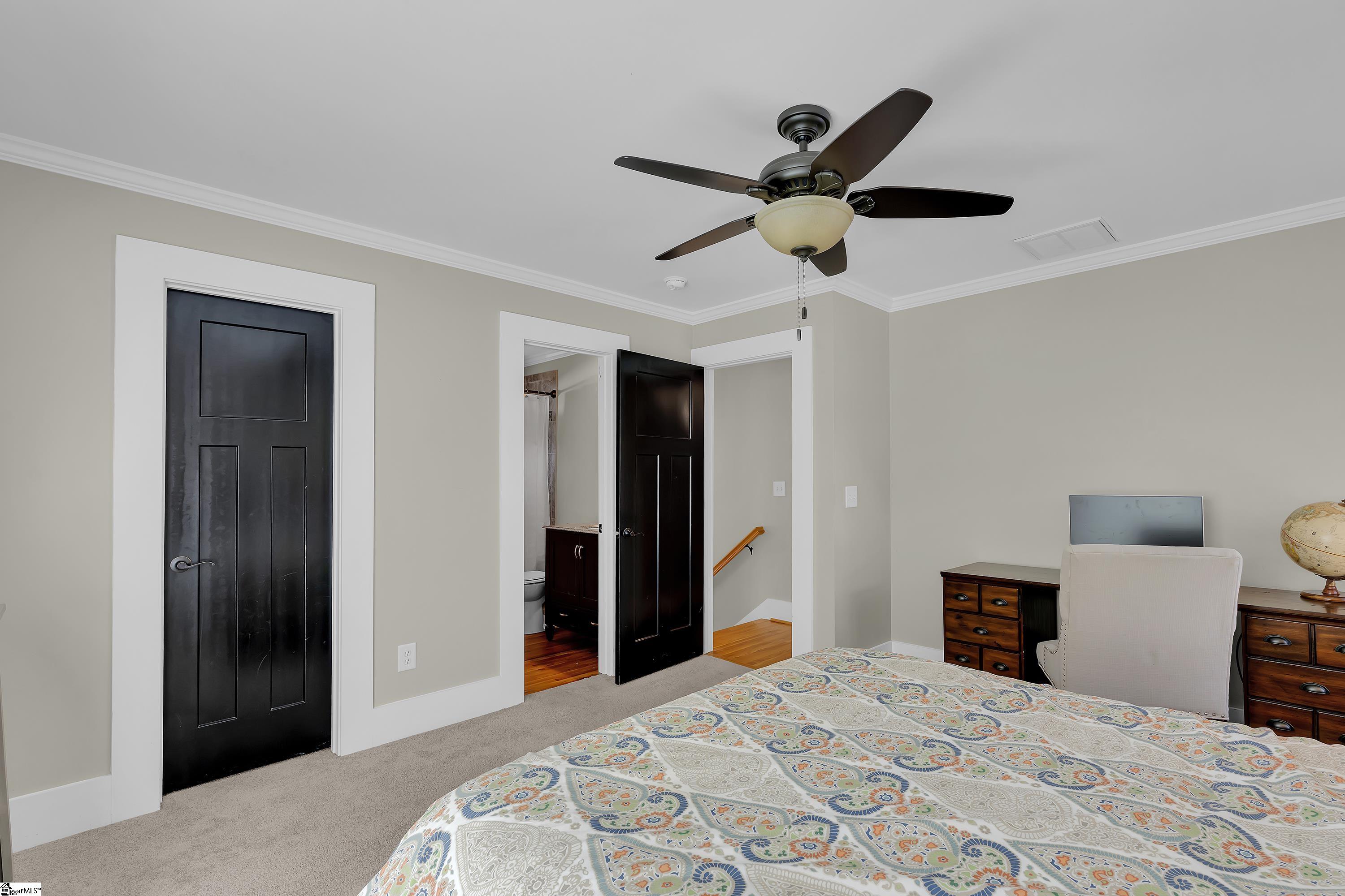129 Phillips Lane Greenville, SC 29605