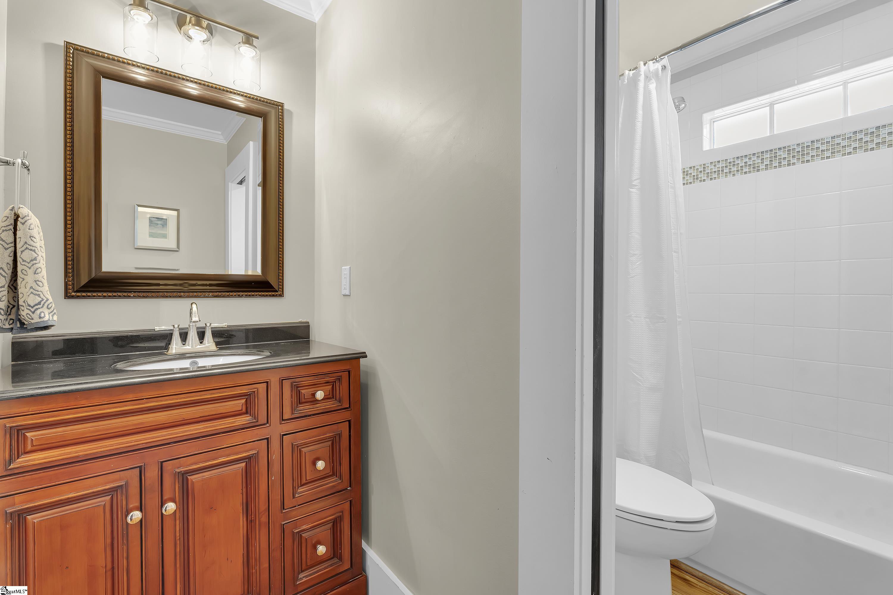129 Phillips Lane Greenville, SC 29605