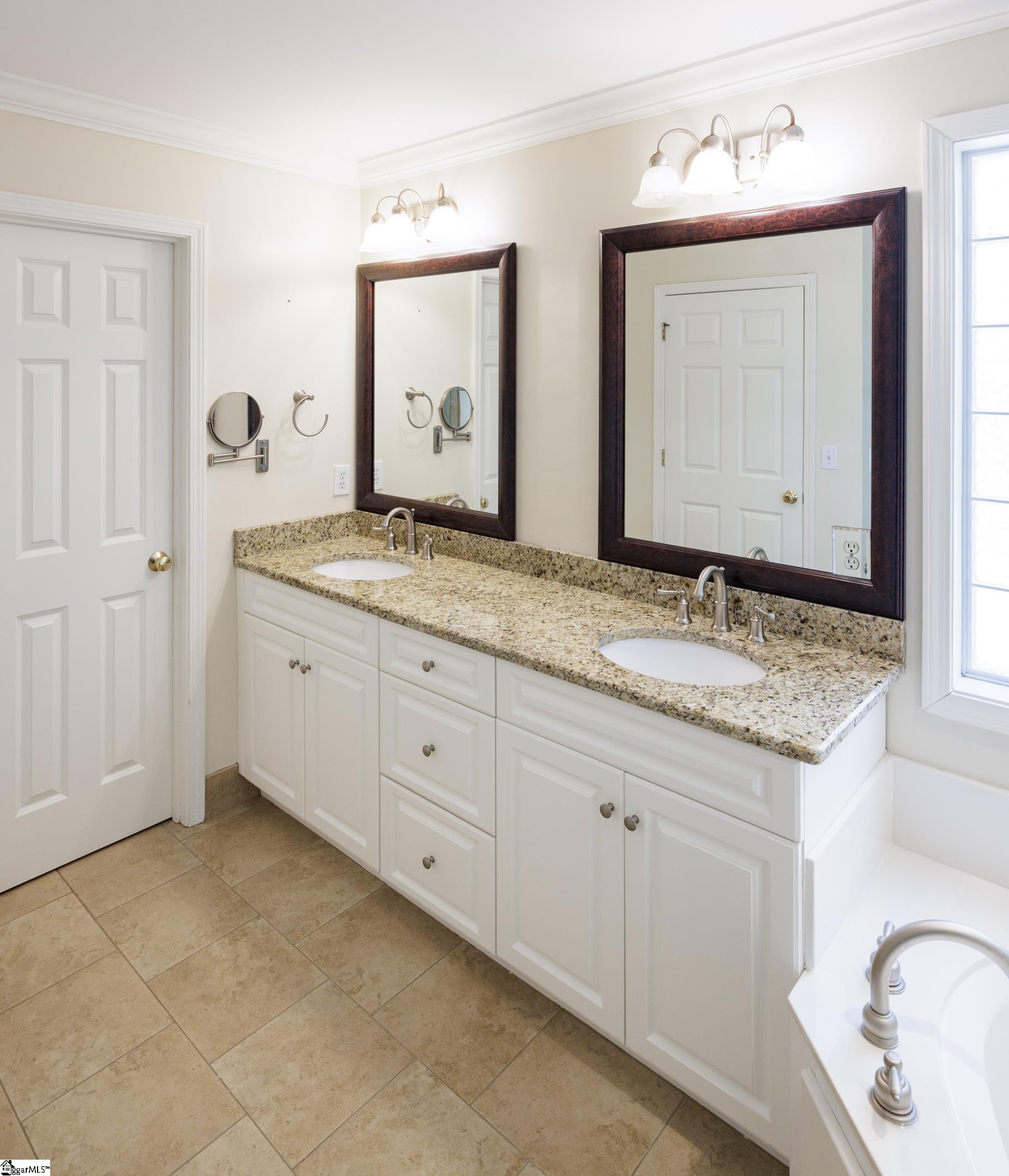 3 Chadbourne Lane Simpsonville, SC 29681