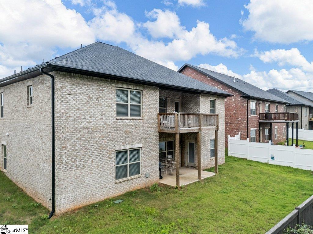 400 Rolling Waters Drive Greenville, SC 29605