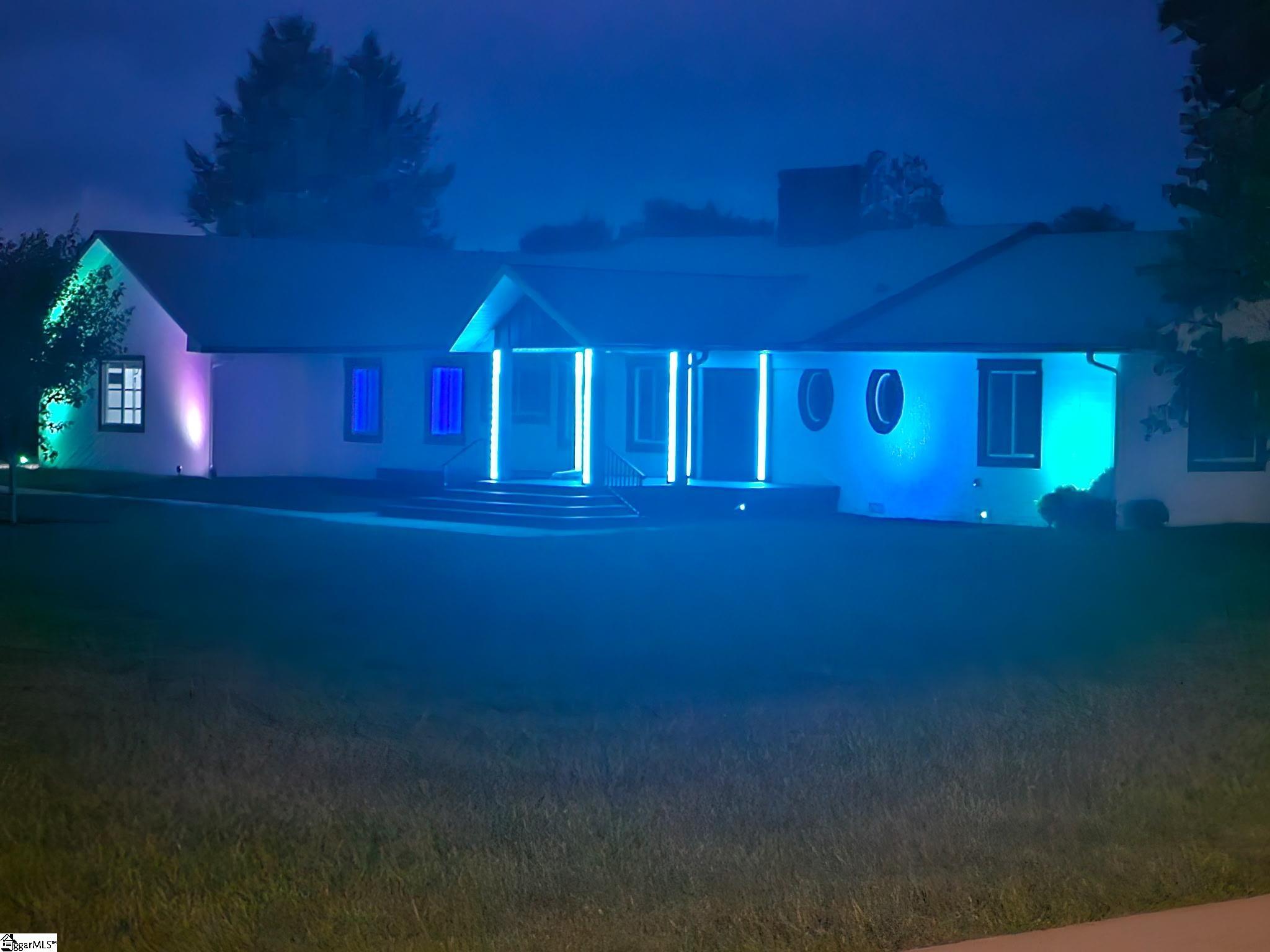 305 Waters Road Taylors, SC 29687