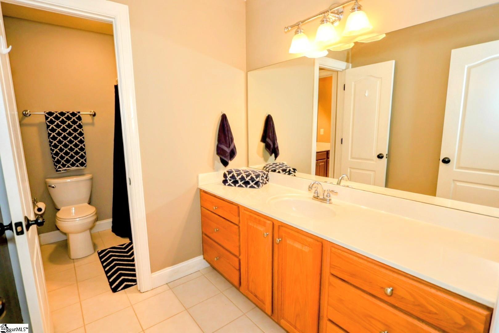 216 Asheton Lakes Way Simpsonville, SC 29681