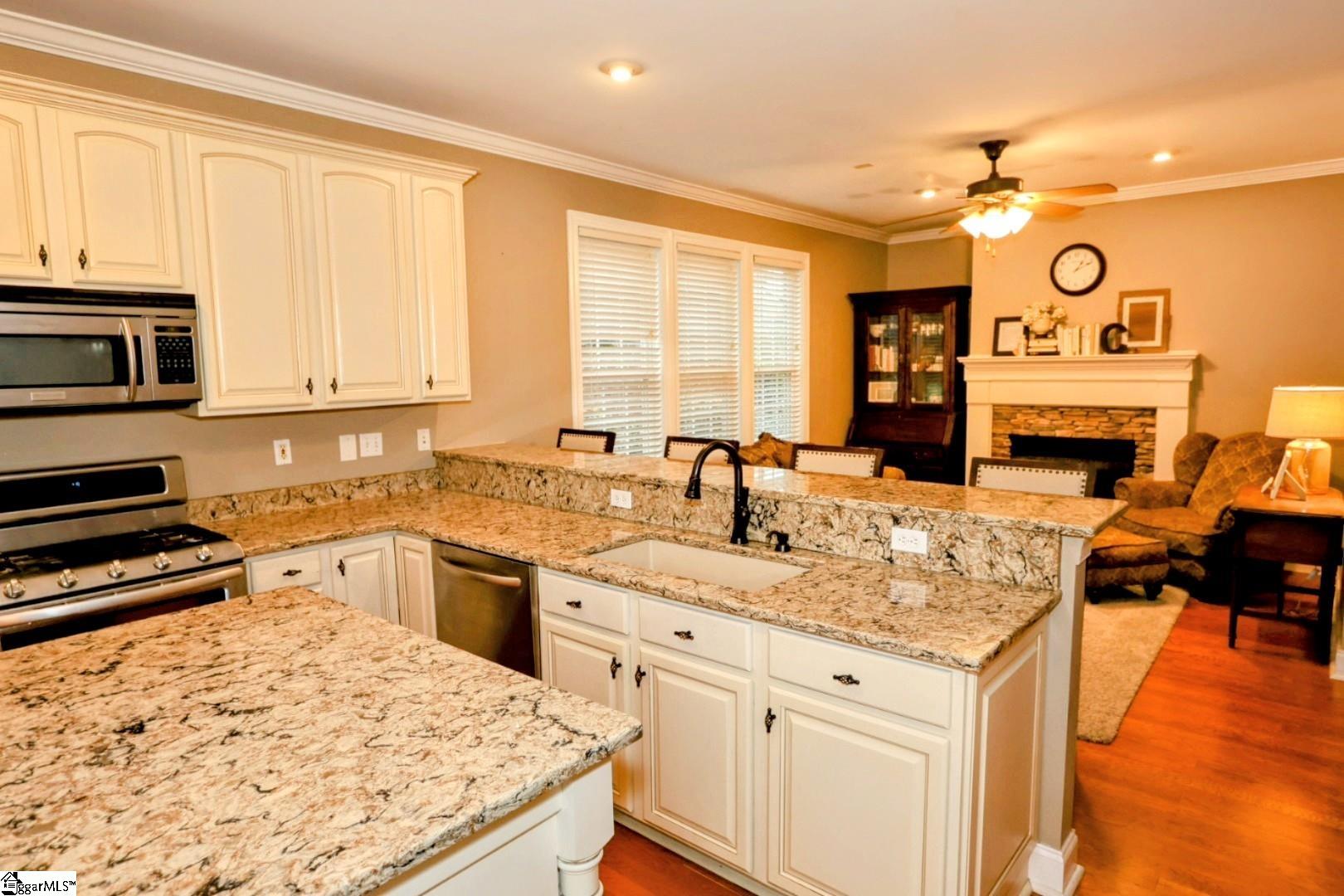 216 Asheton Lakes Way Simpsonville, SC 29681