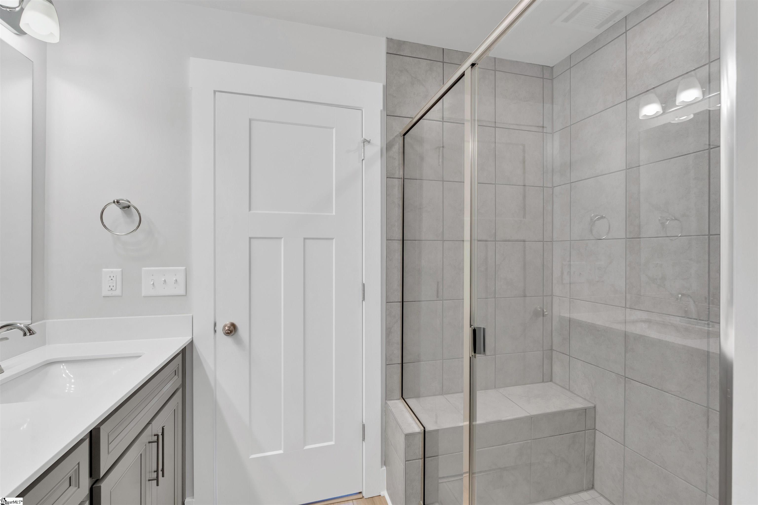 46 Mardale Lane Greenville, SC 29609
