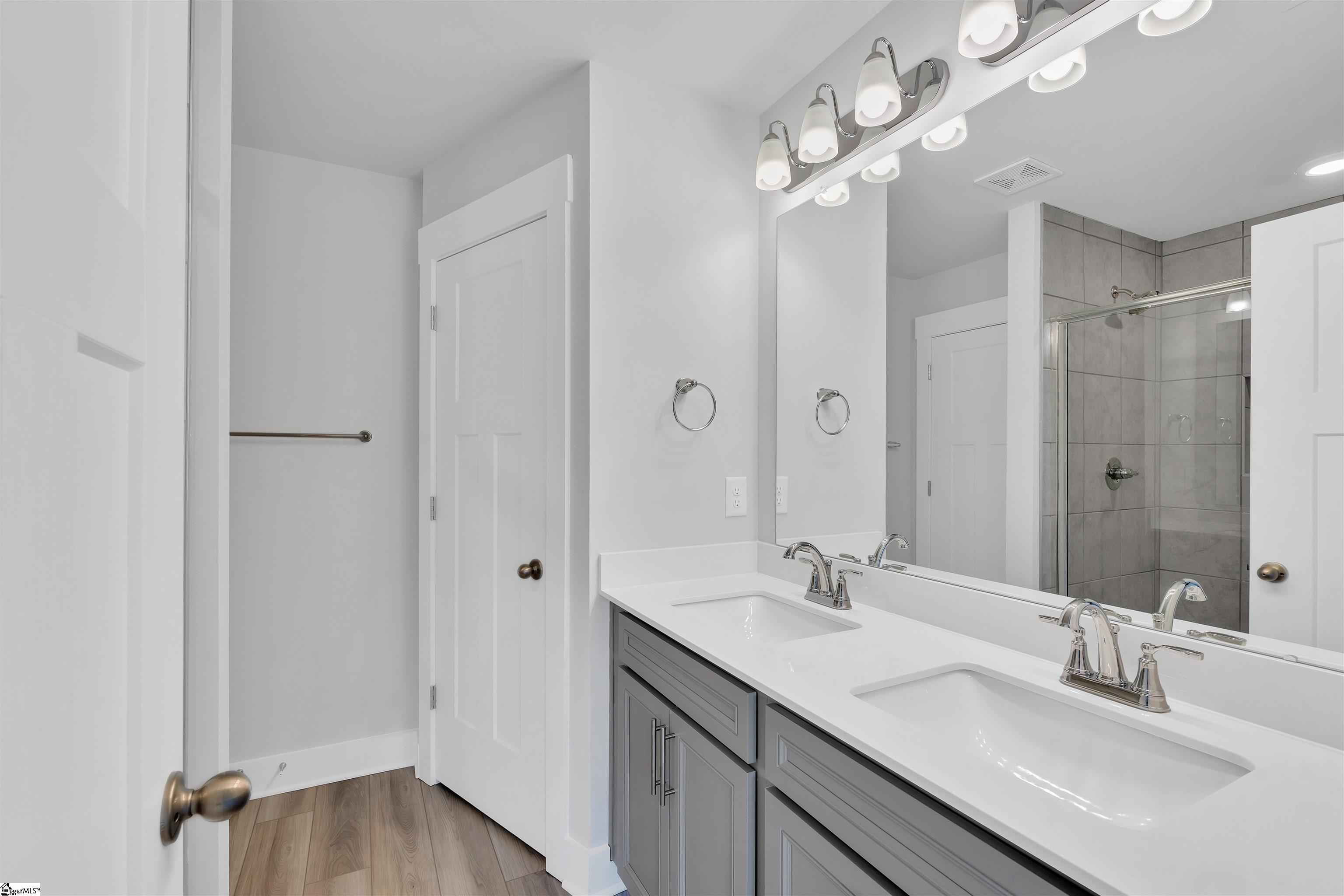 46 Mardale Lane Greenville, SC 29609