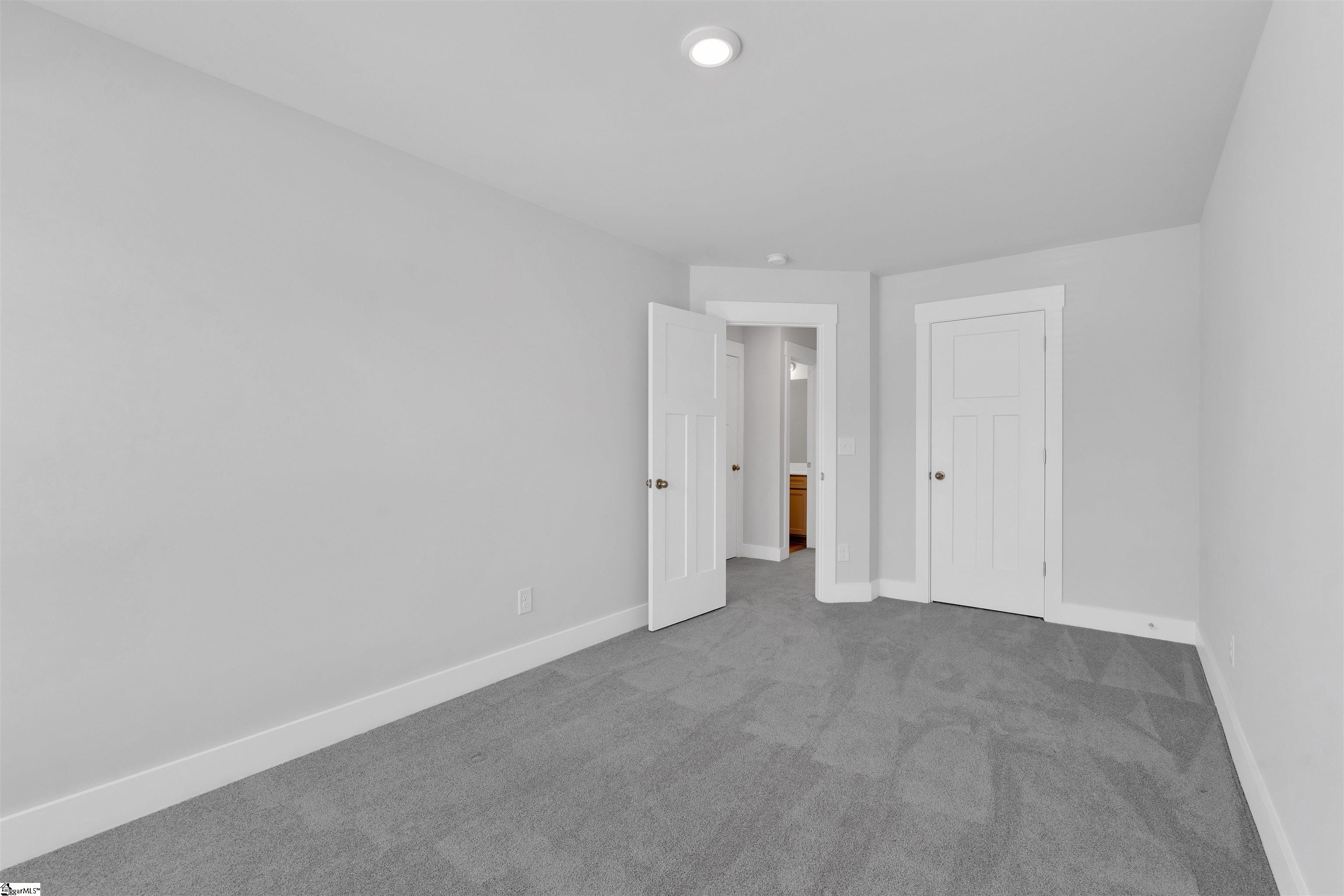 46 Mardale Lane Greenville, SC 29609