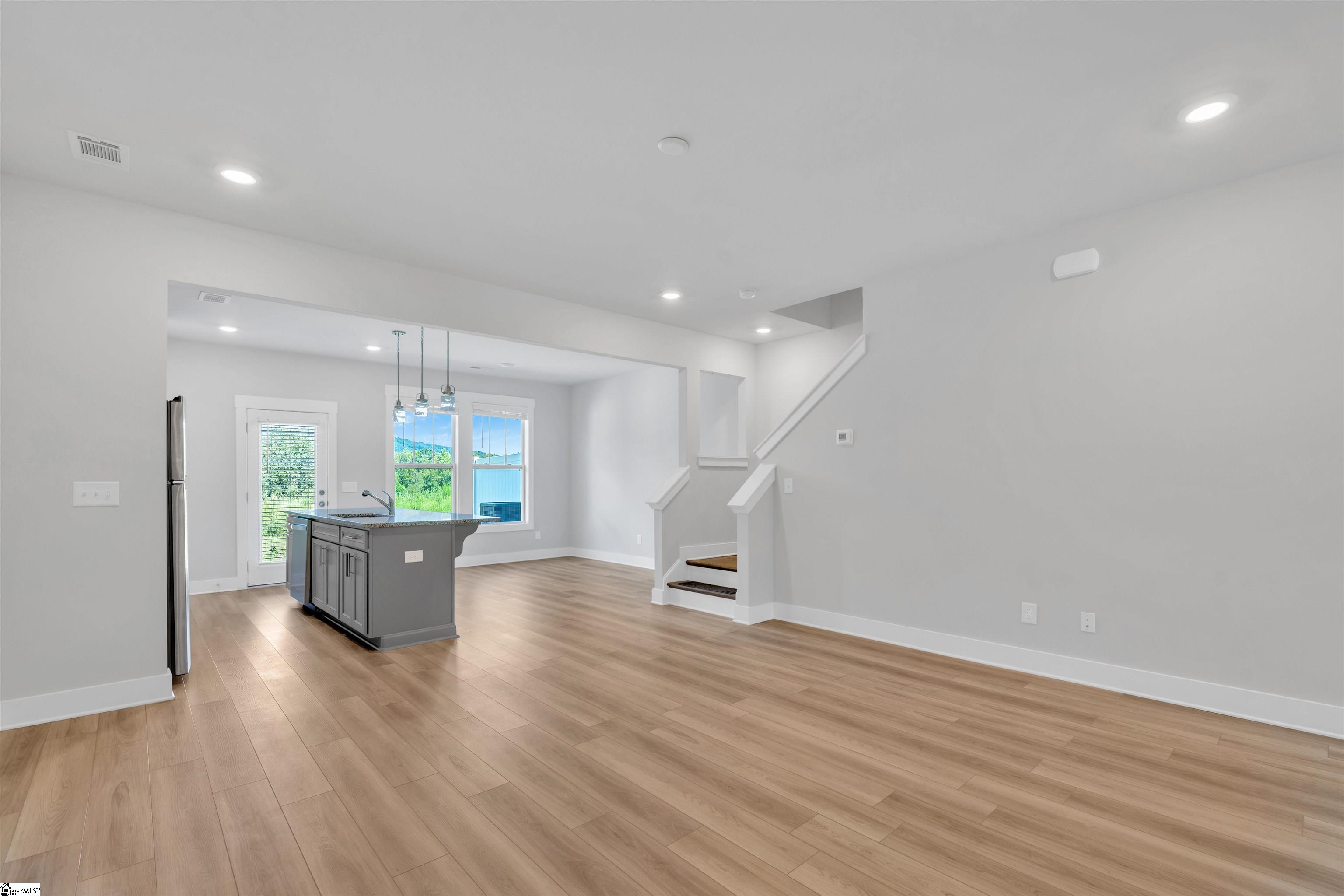 46 Mardale Lane Greenville, SC 29609