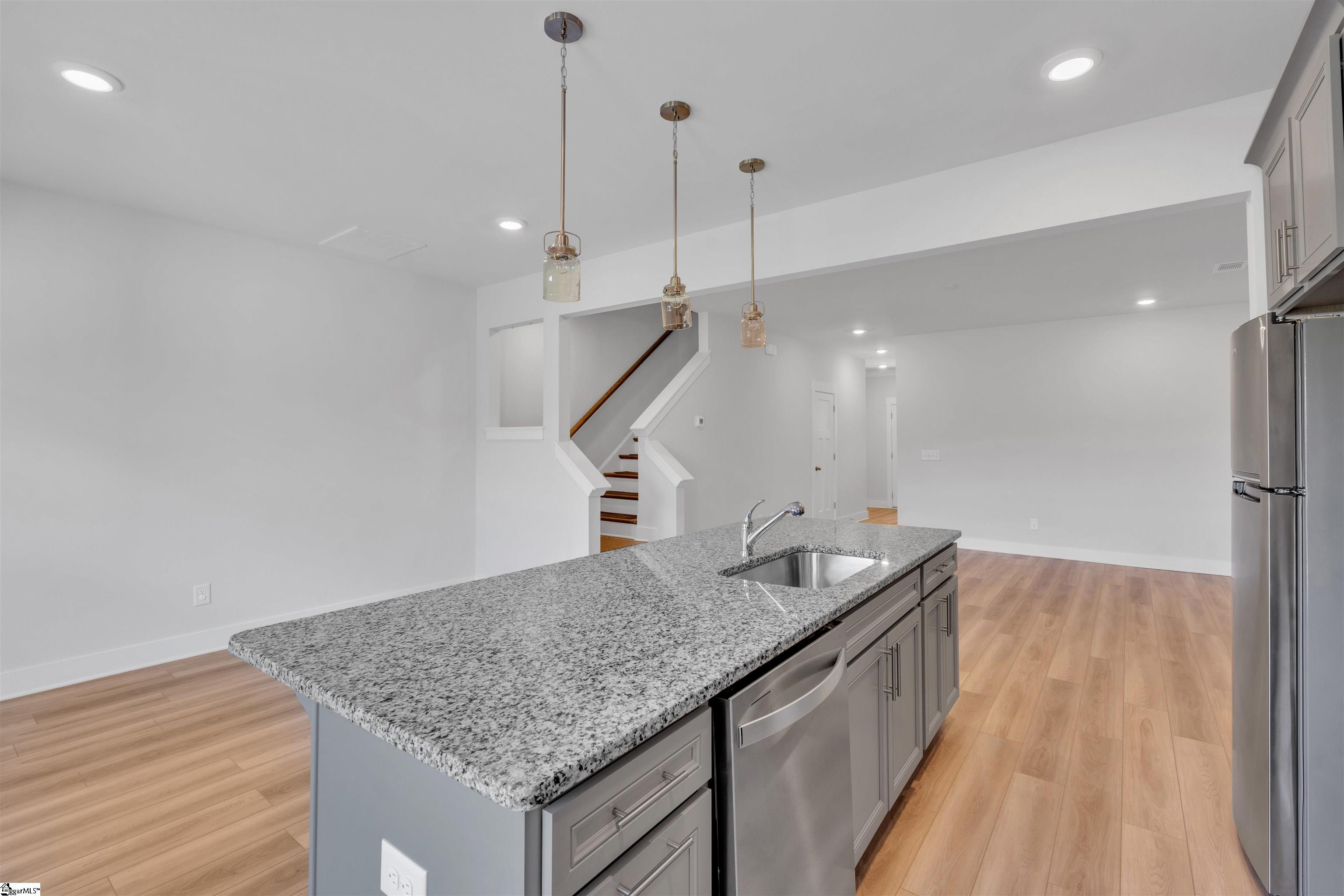 46 Mardale Lane Greenville, SC 29609