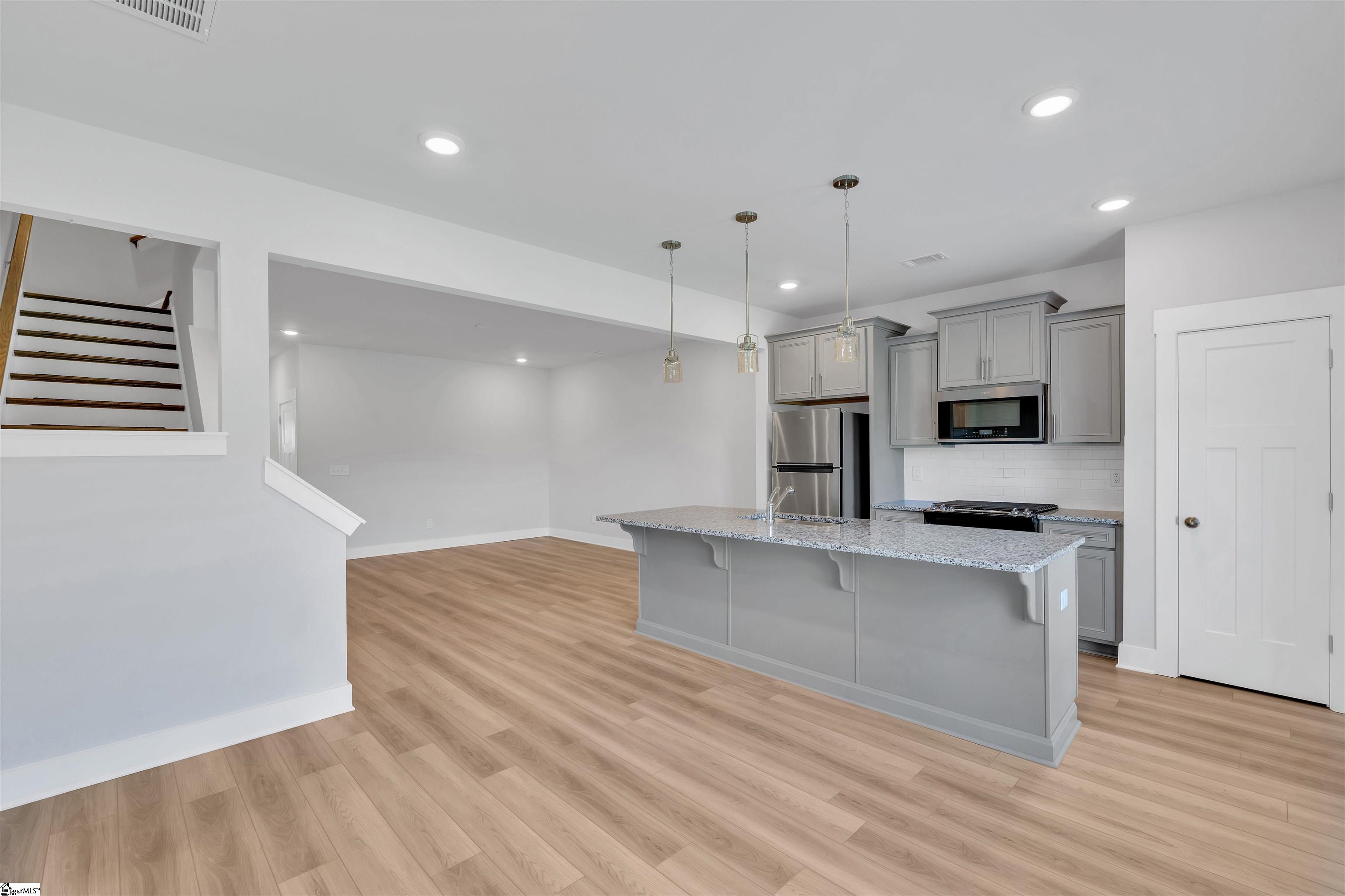 46 Mardale Lane Greenville, SC 29609