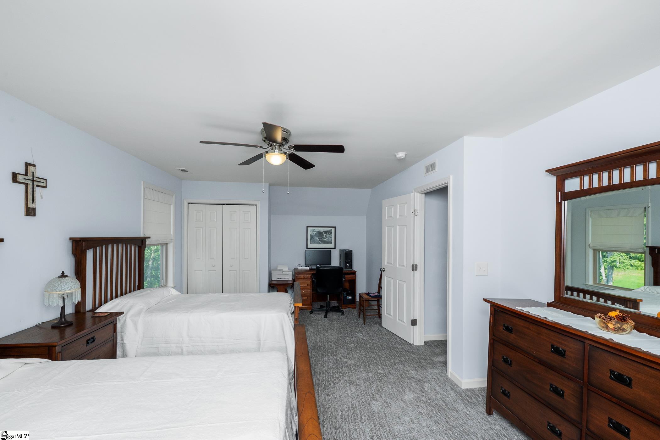 803 Barefoot Cove Drive West Union, SC 29696