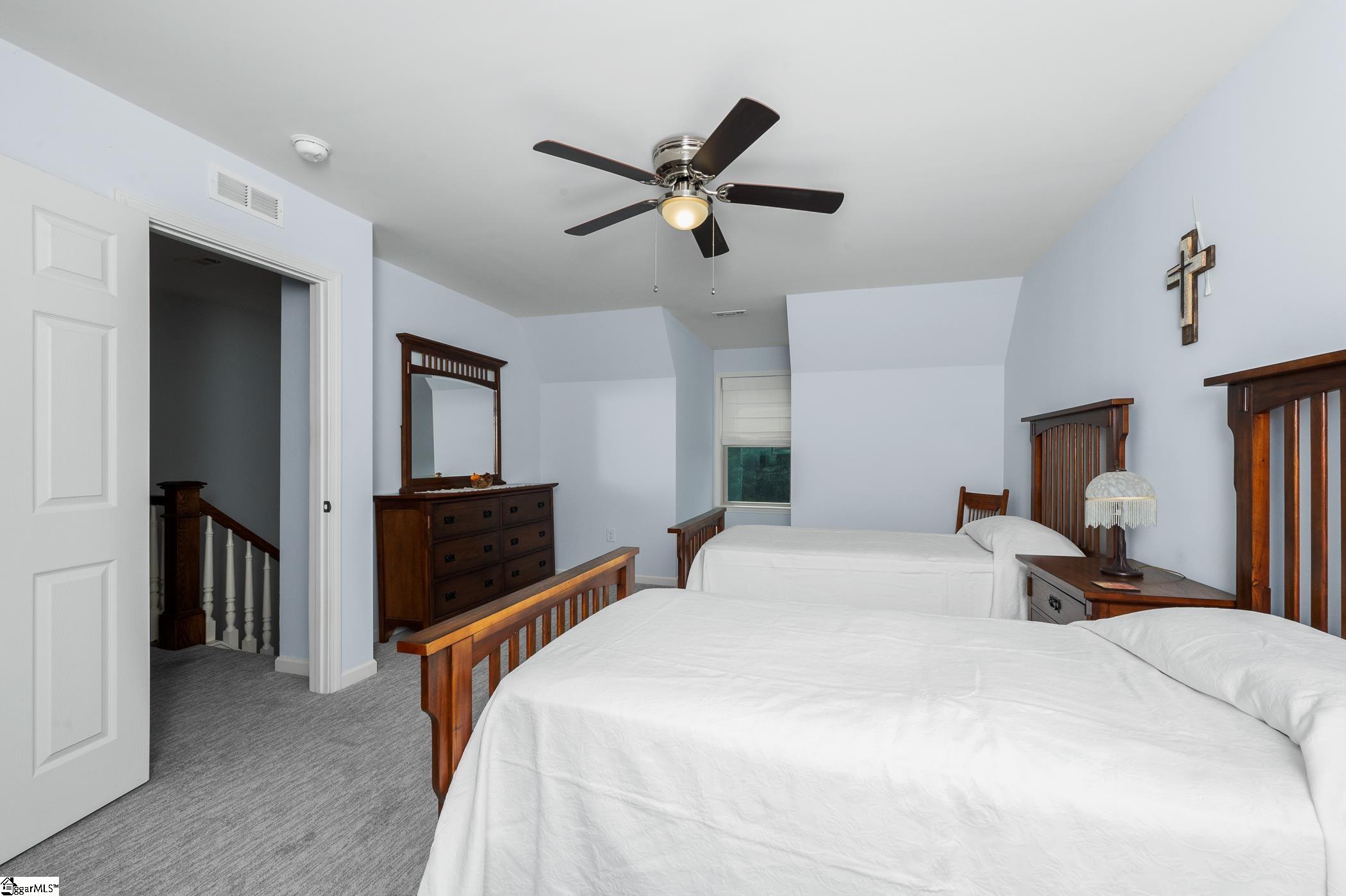 803 Barefoot Cove Drive West Union, SC 29696