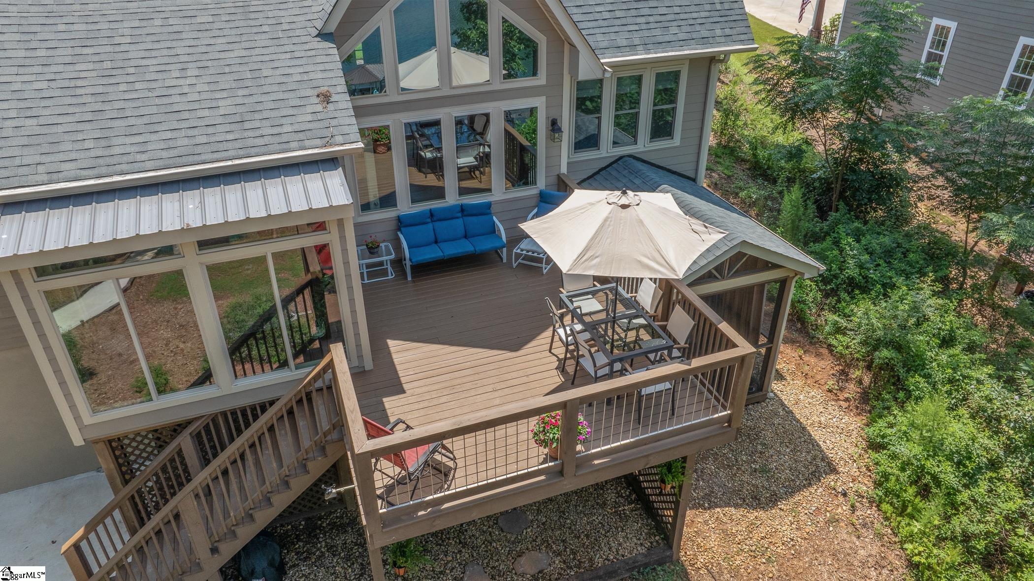 803 Barefoot Cove Drive West Union, SC 29696