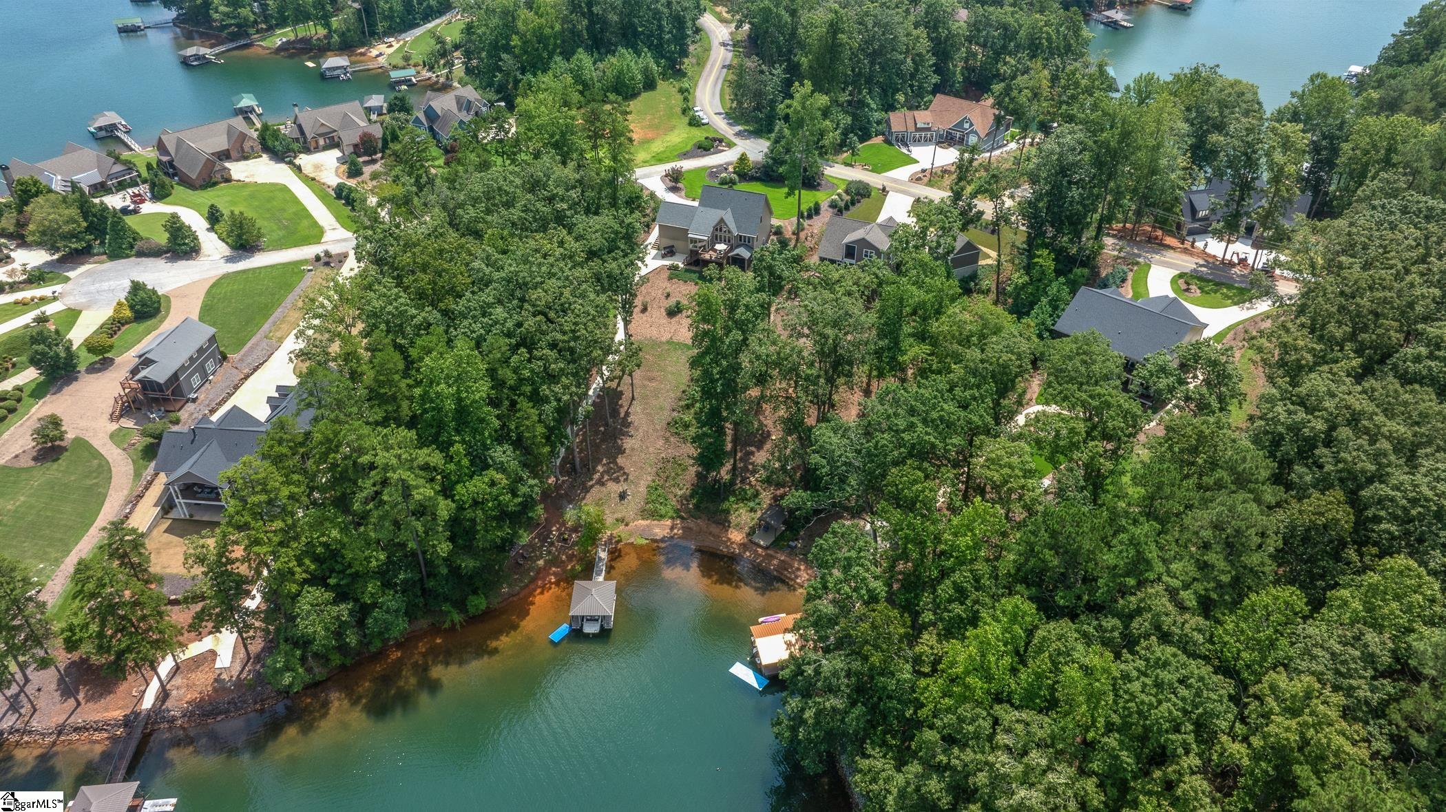 803 Barefoot Cove Drive West Union, SC 29696