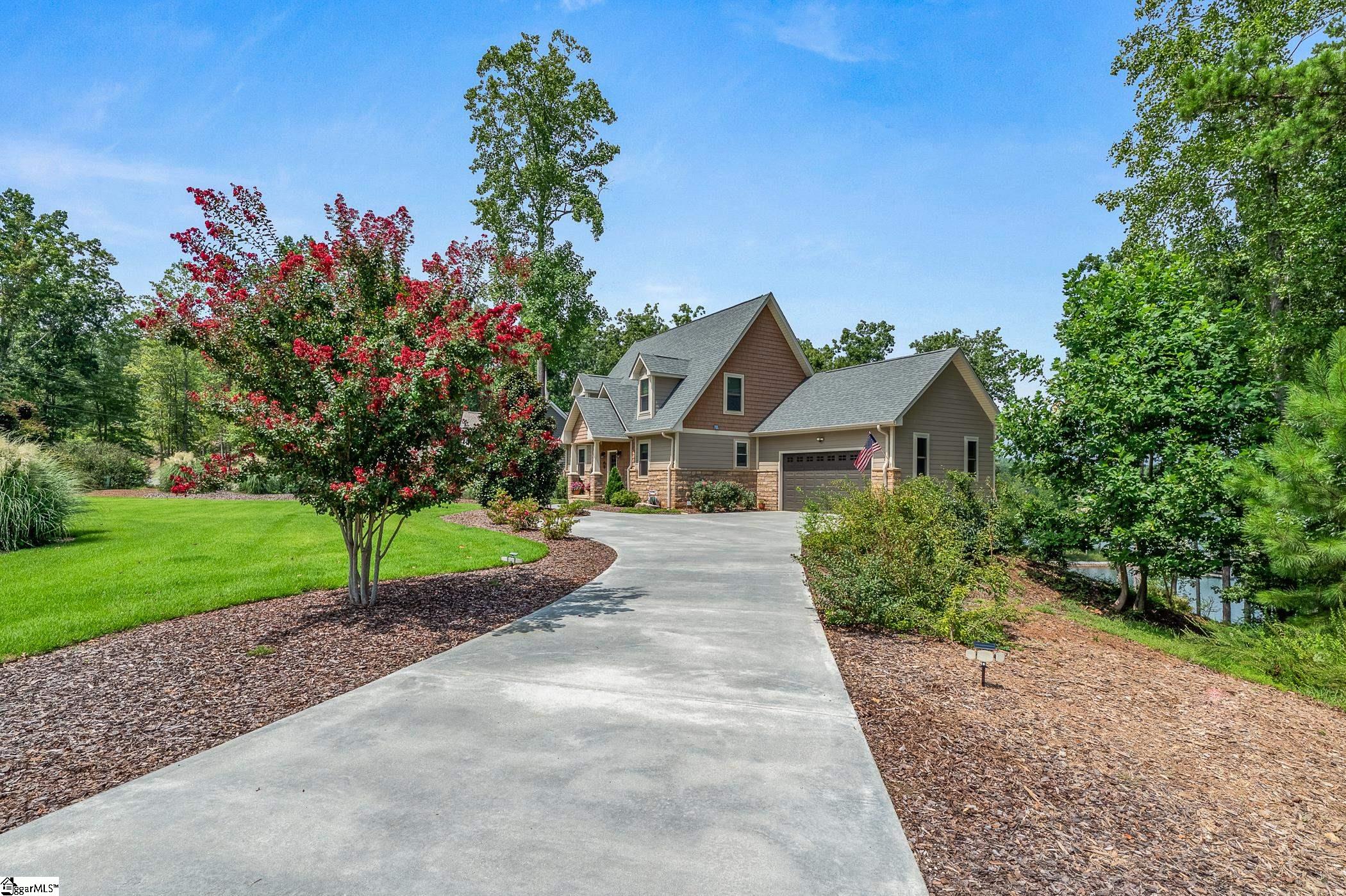 803 Barefoot Cove Drive West Union, SC 29696
