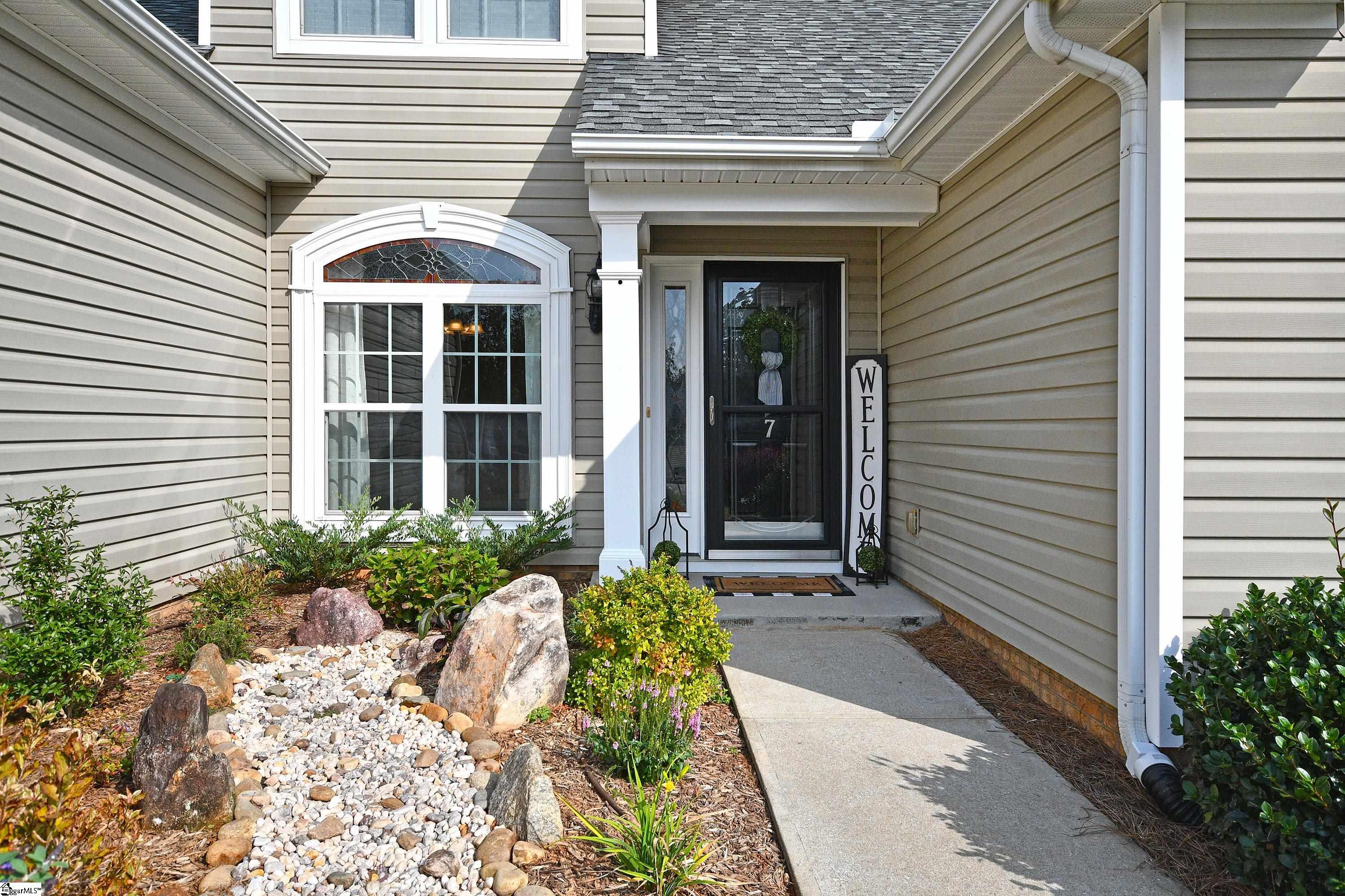 7 Kenton Finch Court Simpsonville, SC 29681