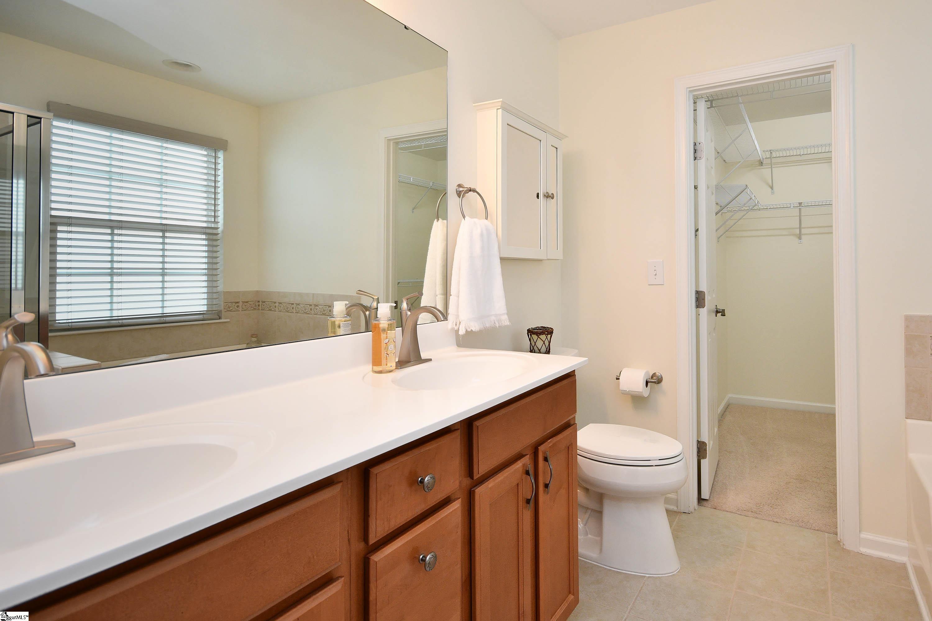 7 Kenton Finch Court Simpsonville, SC 29681